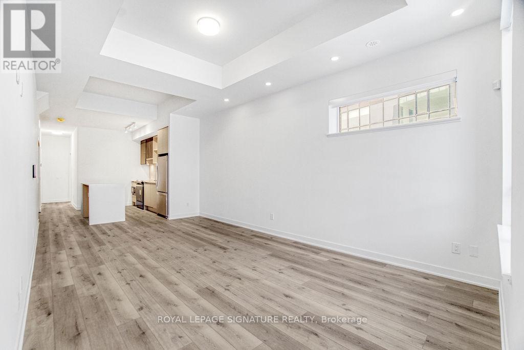 135 - 3025 Trailside Drive, Oakville, Ontario  L6M 4M2 - Photo 8 - W12779694