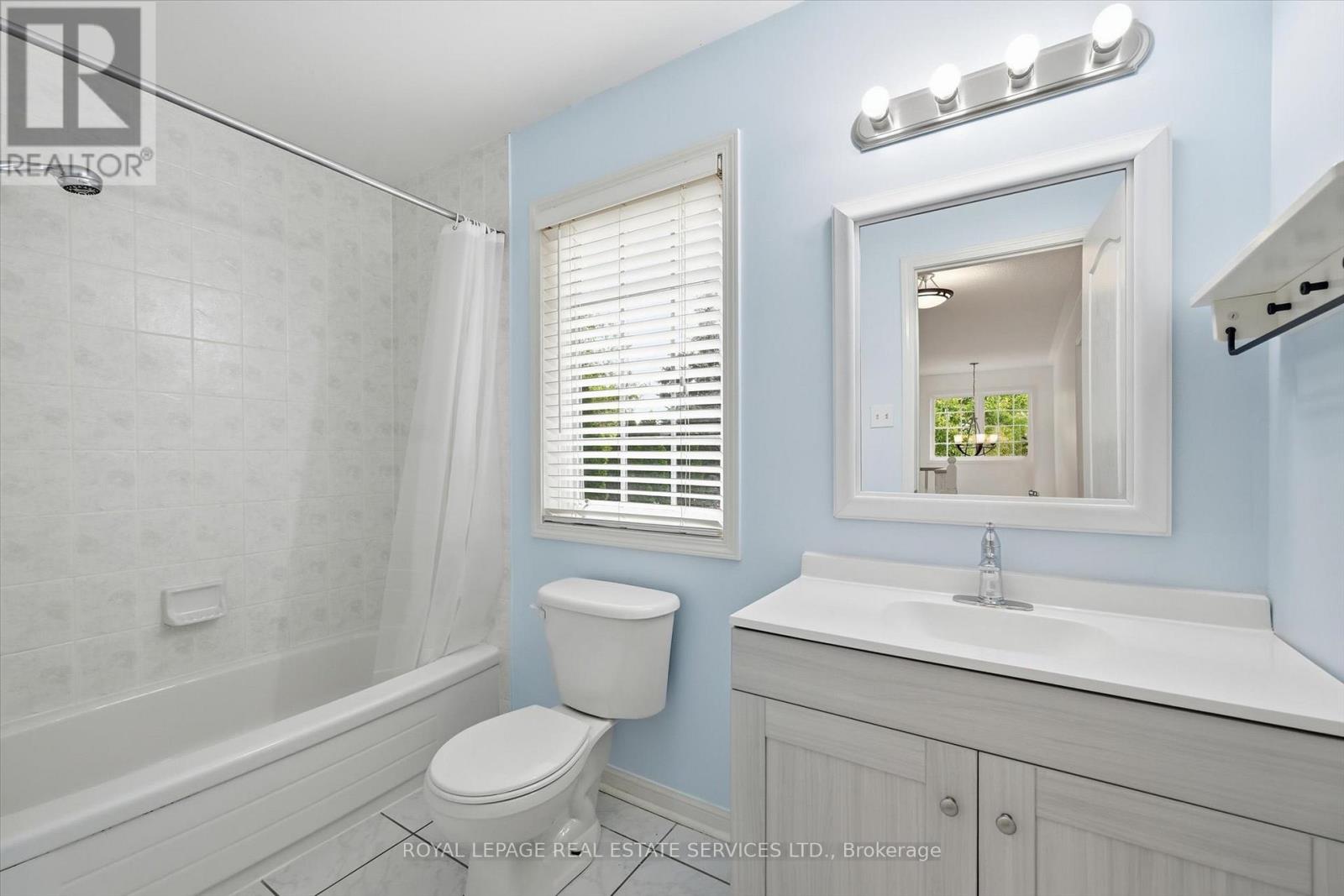 1324 Ashwood Terrace, Oakville, Ontario  L6M 4A7 - Photo 32 - W12779702