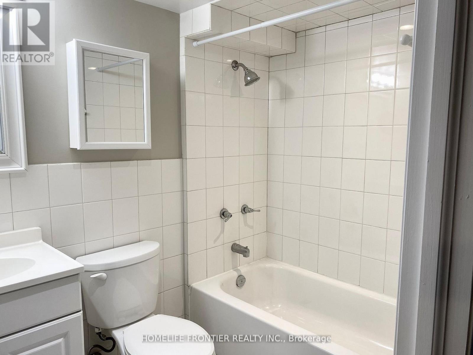 C - 63 Lockerbie Avenue, Toronto, Ontario  M9N 3A3 - Photo 13 - W12779712