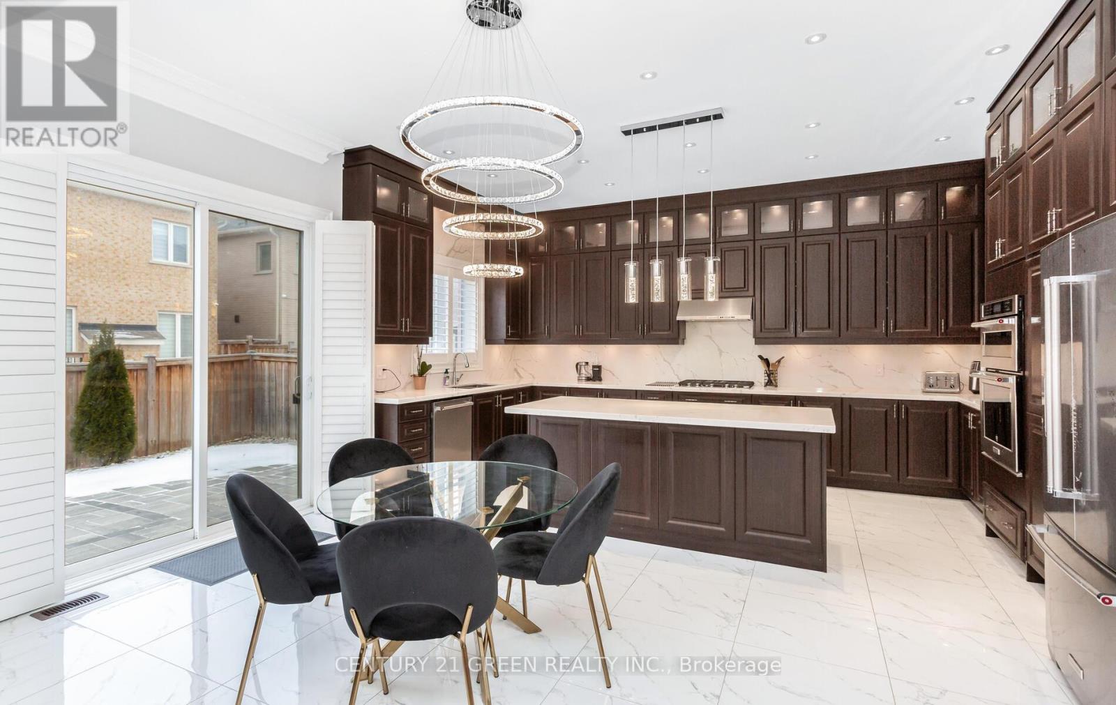 171 Belmore Court, Milton, Ontario  L9E 1H5 - Photo 12 - W12779724