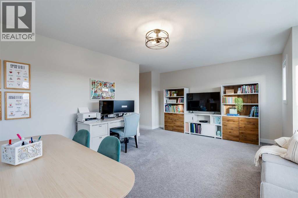 1621 Bayside Green Sw, Airdrie, Alberta  T4B 5E8 - Photo 35 - A2284313