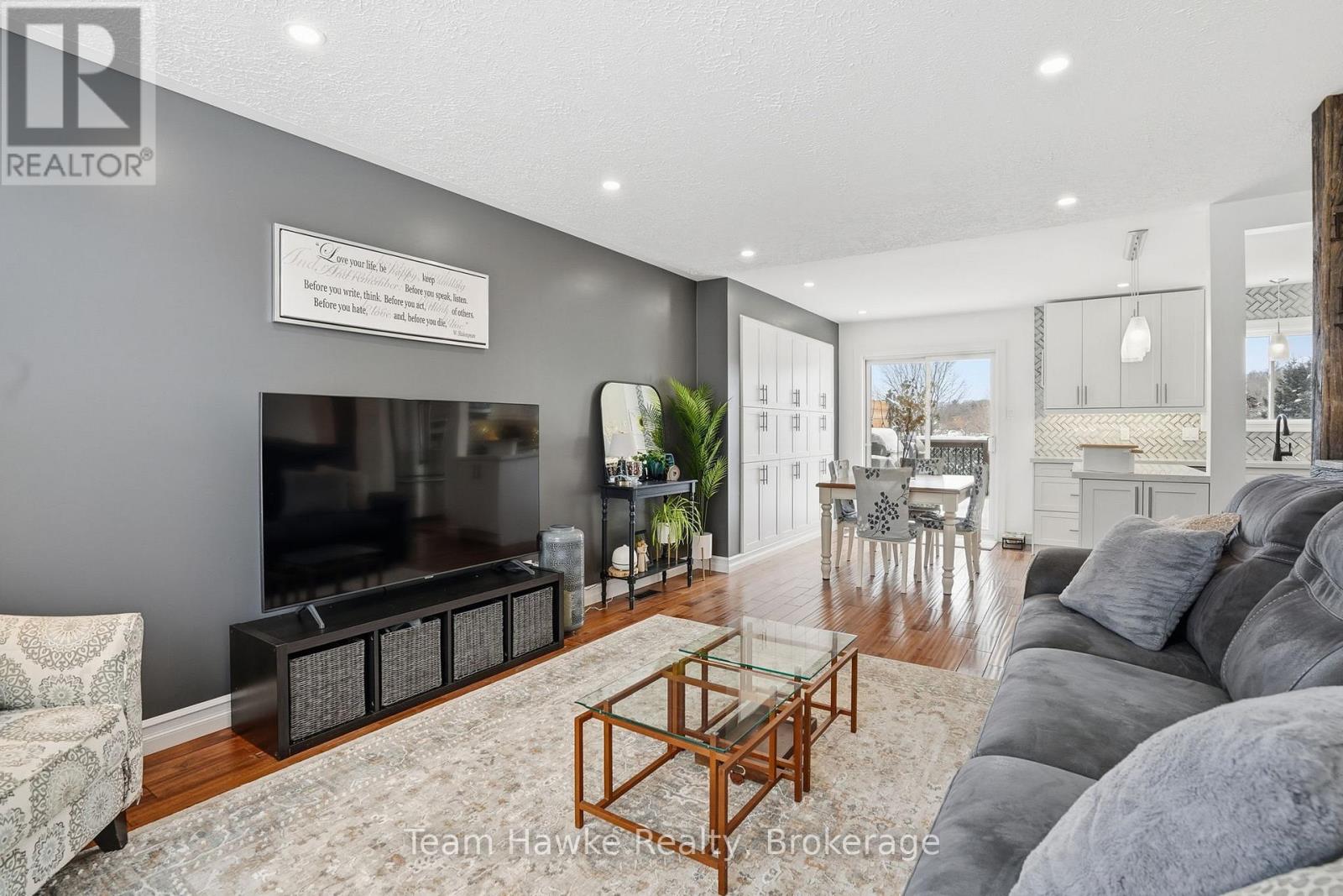 52 Mercer Crescent, Penetanguishene, Ontario  L9M 1W3 - Photo 8 - S12779790