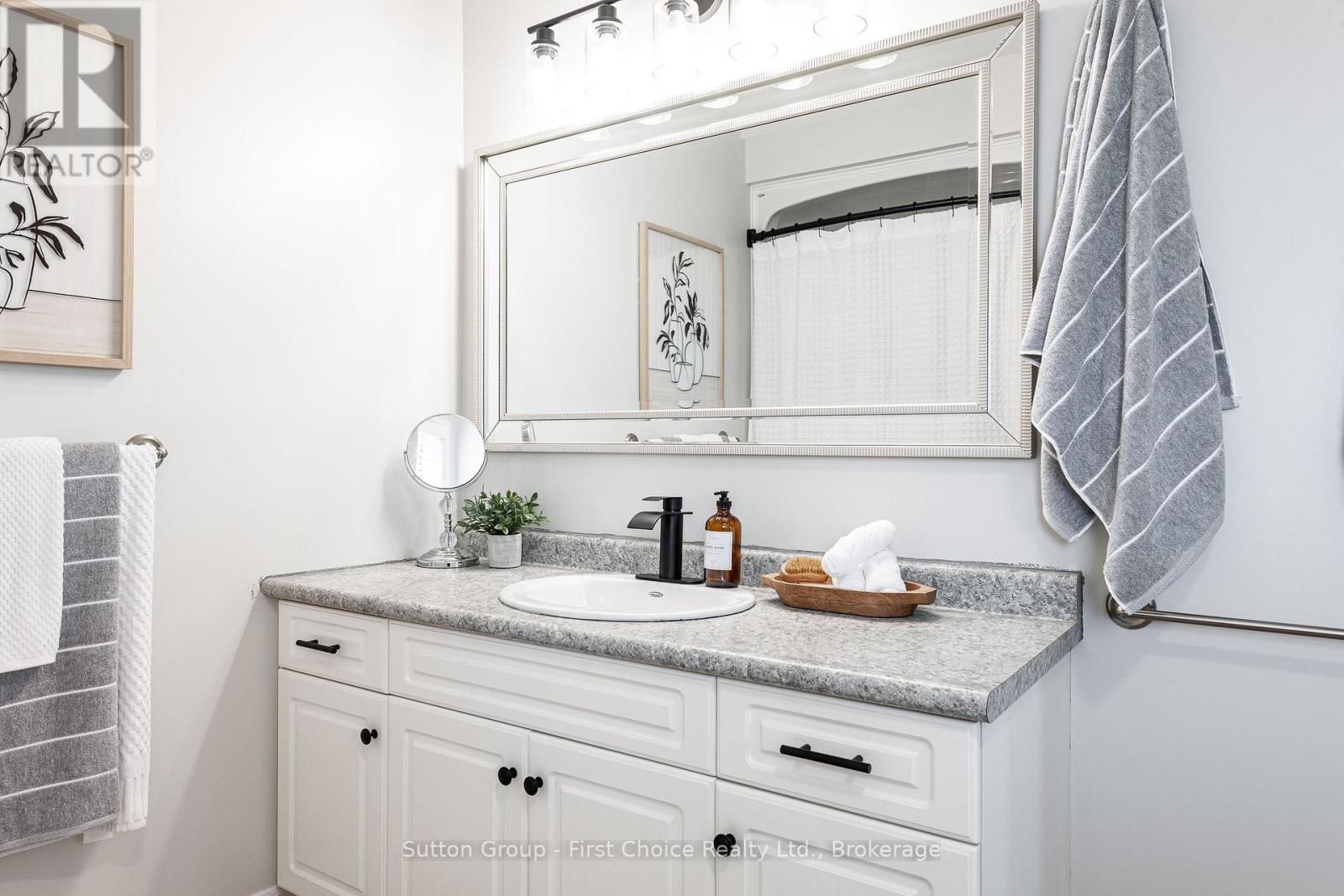 187 Southvale Road, St. Marys, Ontario  N4X 1E9 - Photo 21 - X12779924