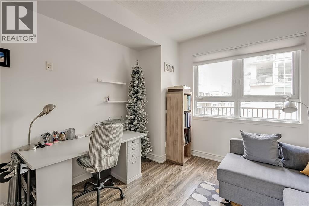 399 Elizabeth Street Unit# 210, Burlington, Ontario  L7R 0A4 - Photo 31 - 40788270