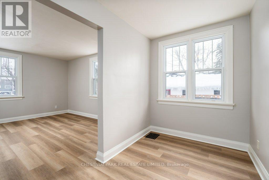 31 Washburn Street, Prince Edward County (Picton Ward), Ontario  K0K 2T0 - Photo 7 - X12779958