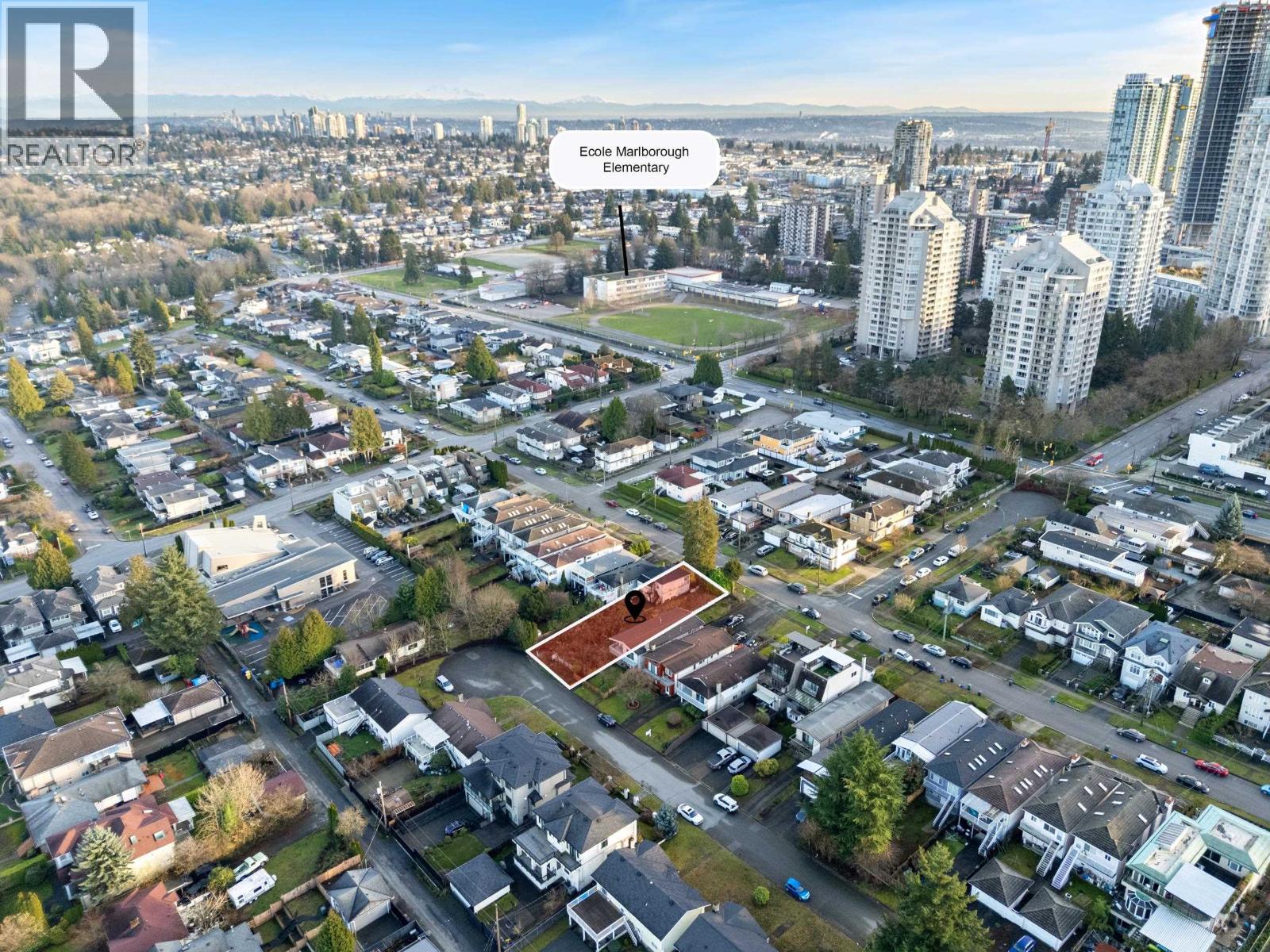 4811 Maitland Street, Burnaby, British Columbia  V5H 1N1 - Photo 5 - R3085616