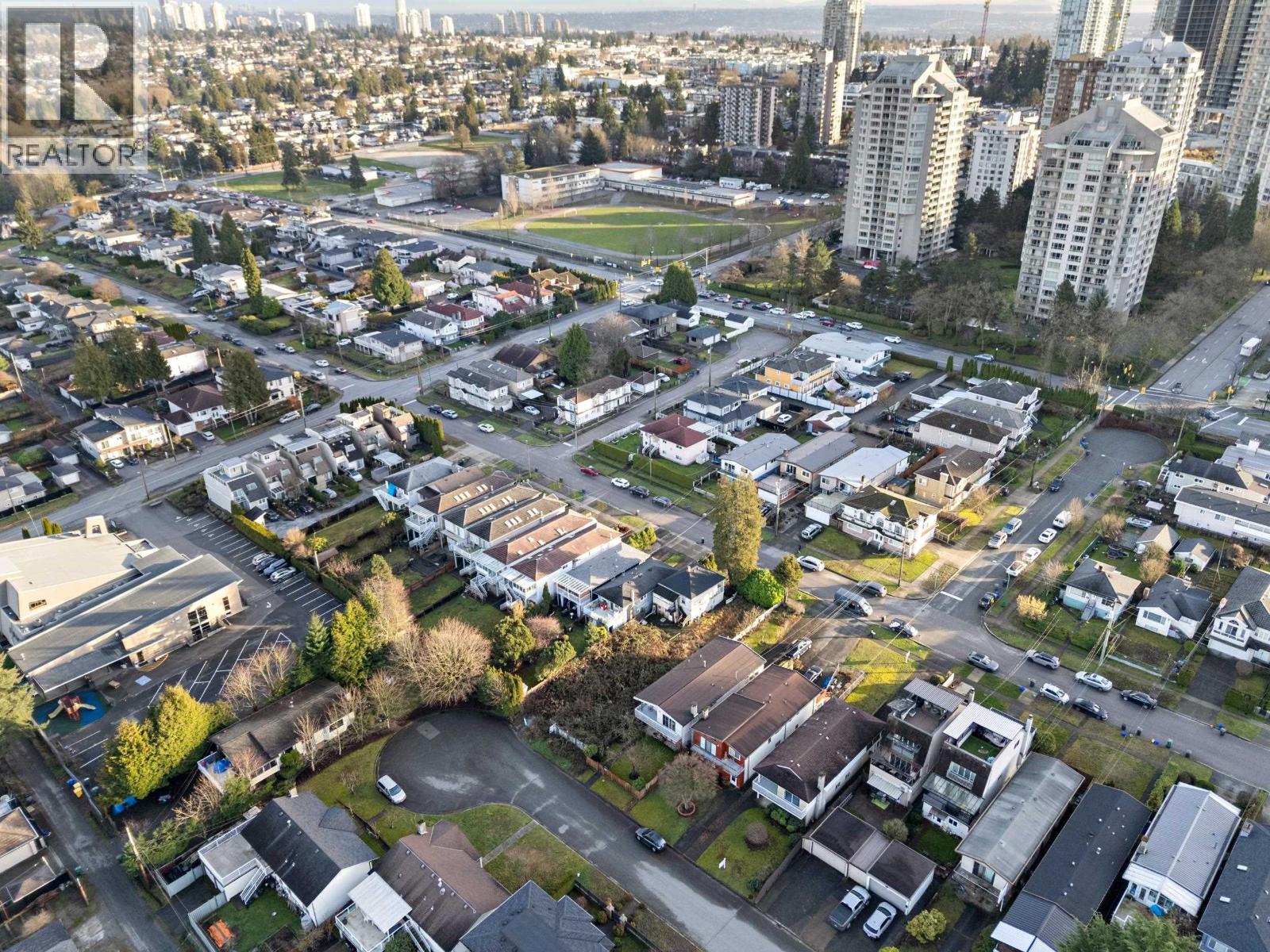 4811 Maitland Street, Burnaby, British Columbia  V5H 1N1 - Photo 11 - R3085616