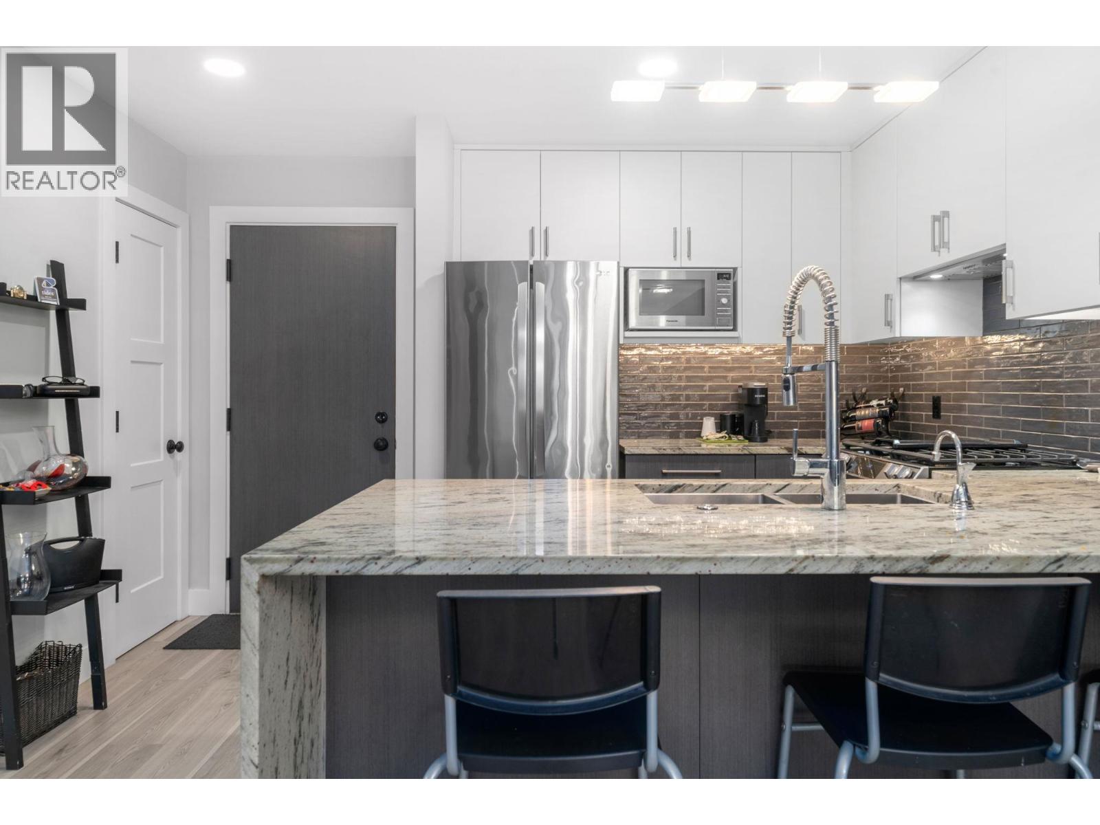 109 400 Klahanie Drive, Port Moody, British Columbia  V3H 5K9 - Photo 7 - R3088392