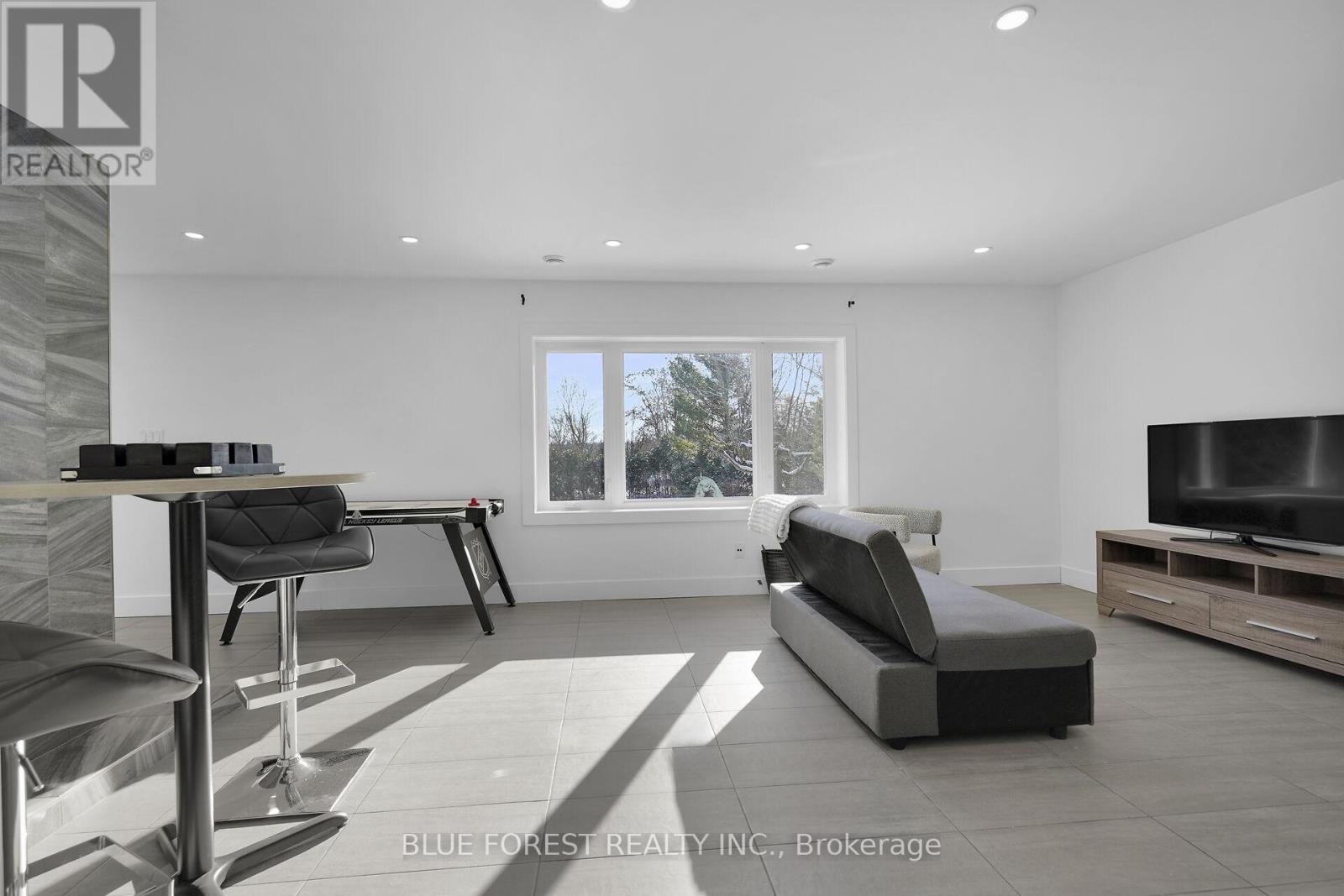 878 Riverside Drive, London North, Ontario  N6H 2T3 - Photo 33 - X12779868