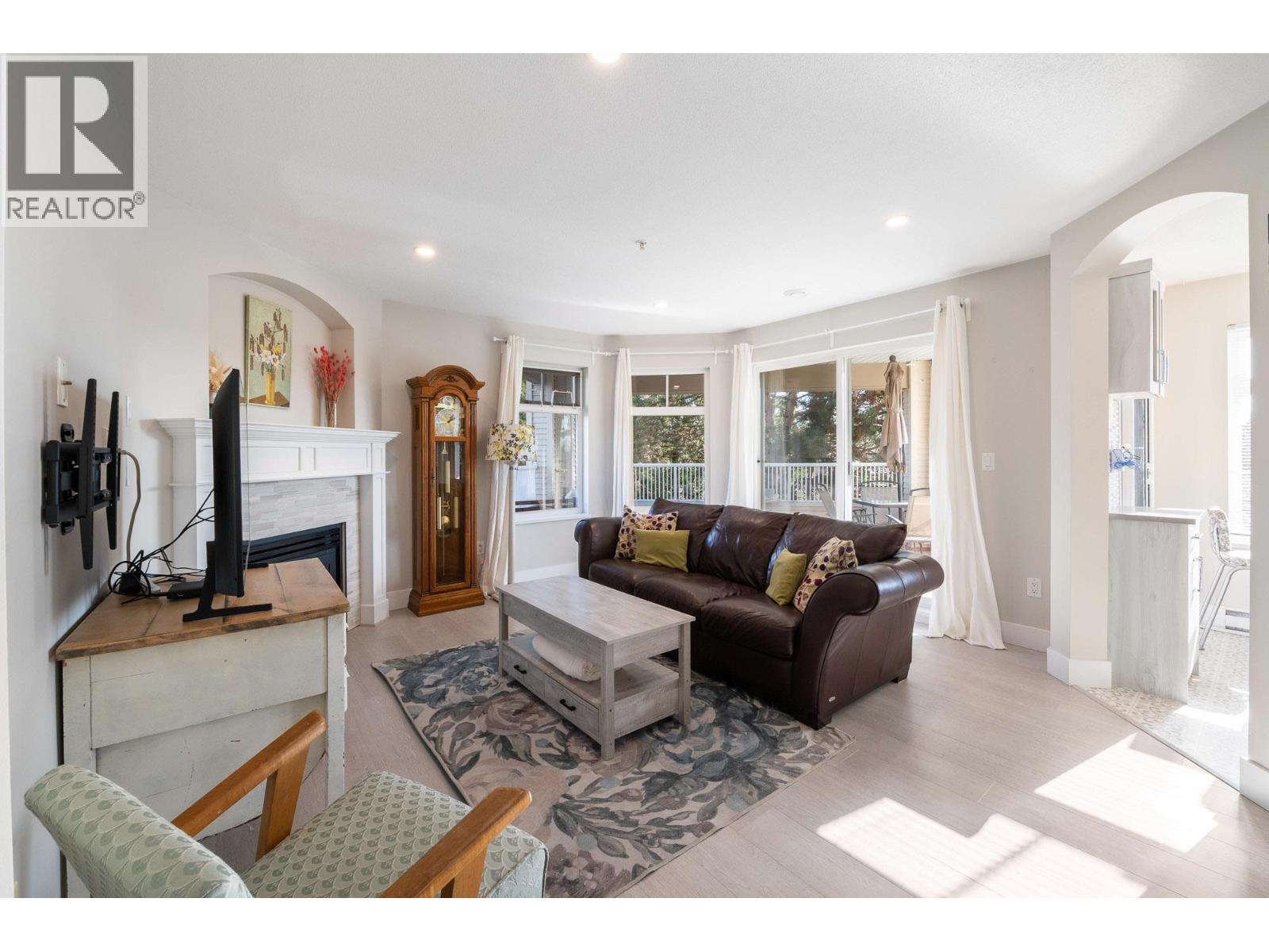 215 4770 52a Street, Delta, British Columbia  V4K 5B5 - Photo 5 - R3088594