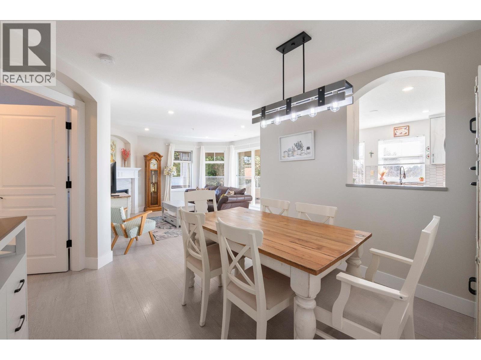 215 4770 52a Street, Delta, British Columbia  V4K 5B5 - Photo 9 - R3088594