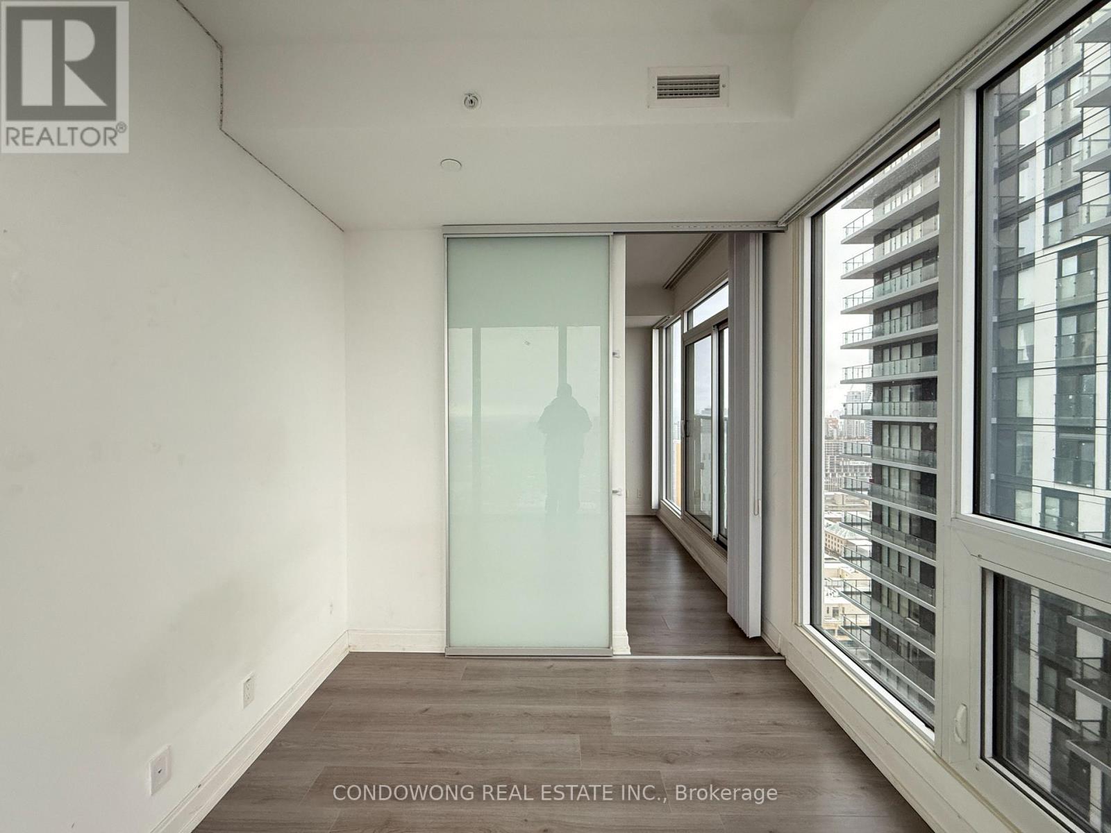 4703 - 181 Dundas Street E, Toronto (Church-Yonge Corridor), Ontario  M5A 0N5 - Photo 11 - C12779754