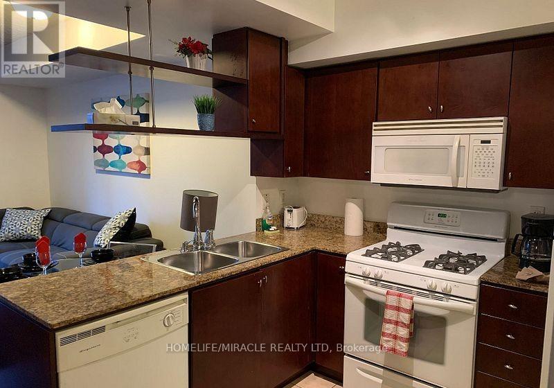 1105 - 35 Mariner Terrace, Toronto, Ontario  M5V 3V9 - Photo 3 - C12779784