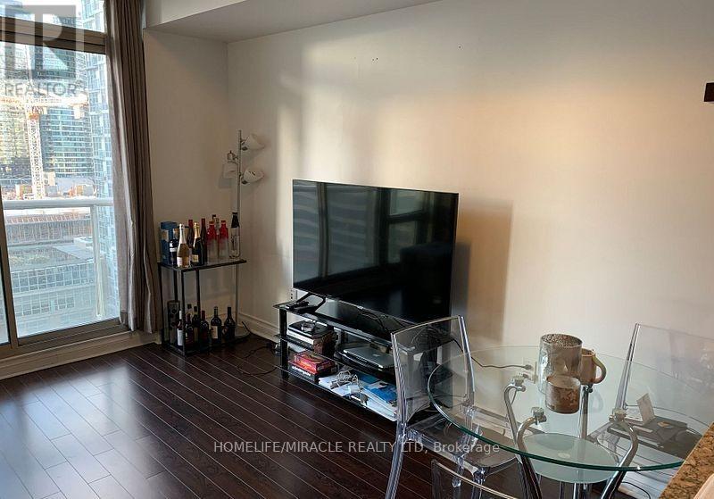 1105 - 35 Mariner Terrace, Toronto, Ontario  M5V 3V9 - Photo 6 - C12779784