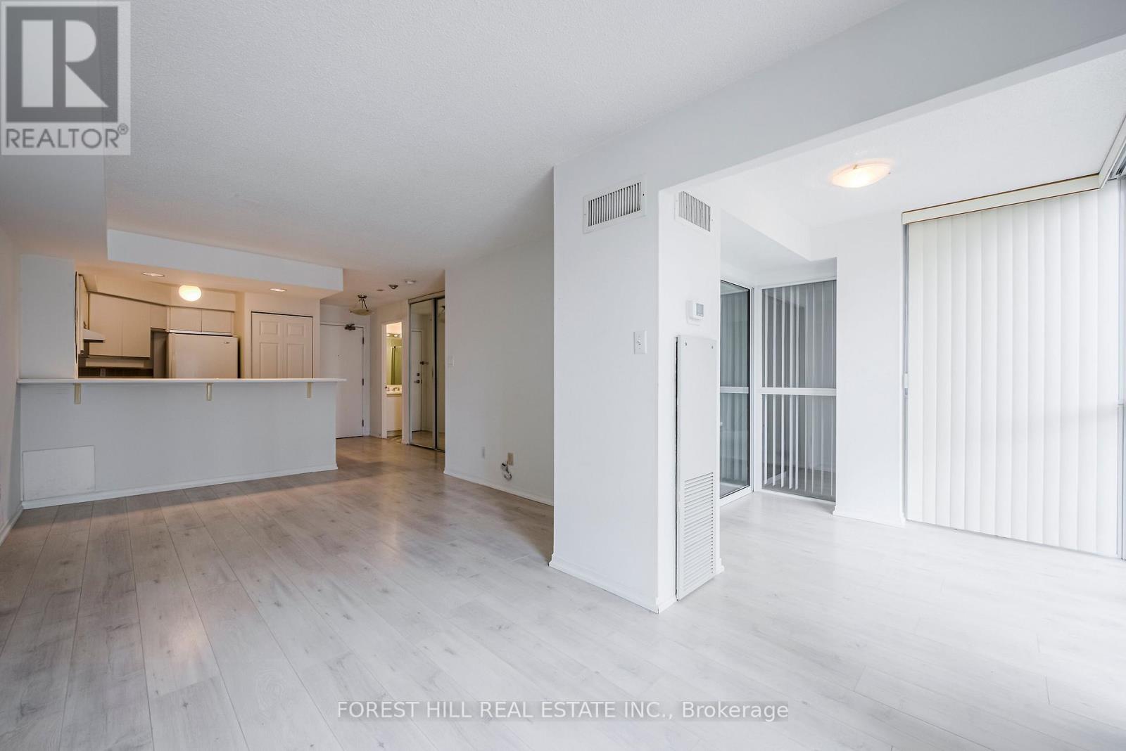 1002 - 801 King Street W, Toronto, Ontario  M5V 3C9 - Photo 14 - C12779848