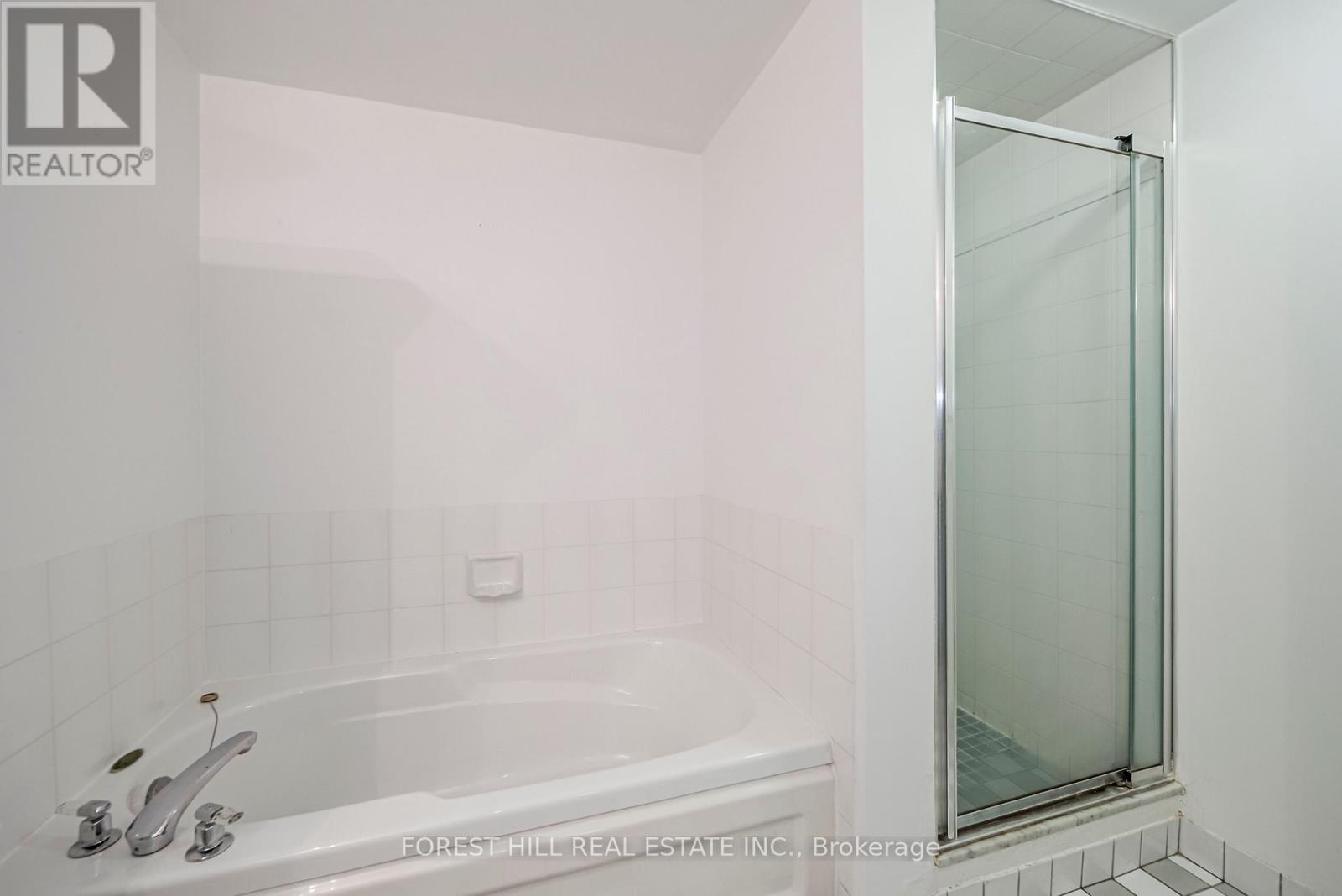 1002 - 801 King Street W, Toronto, Ontario  M5V 3C9 - Photo 22 - C12779848