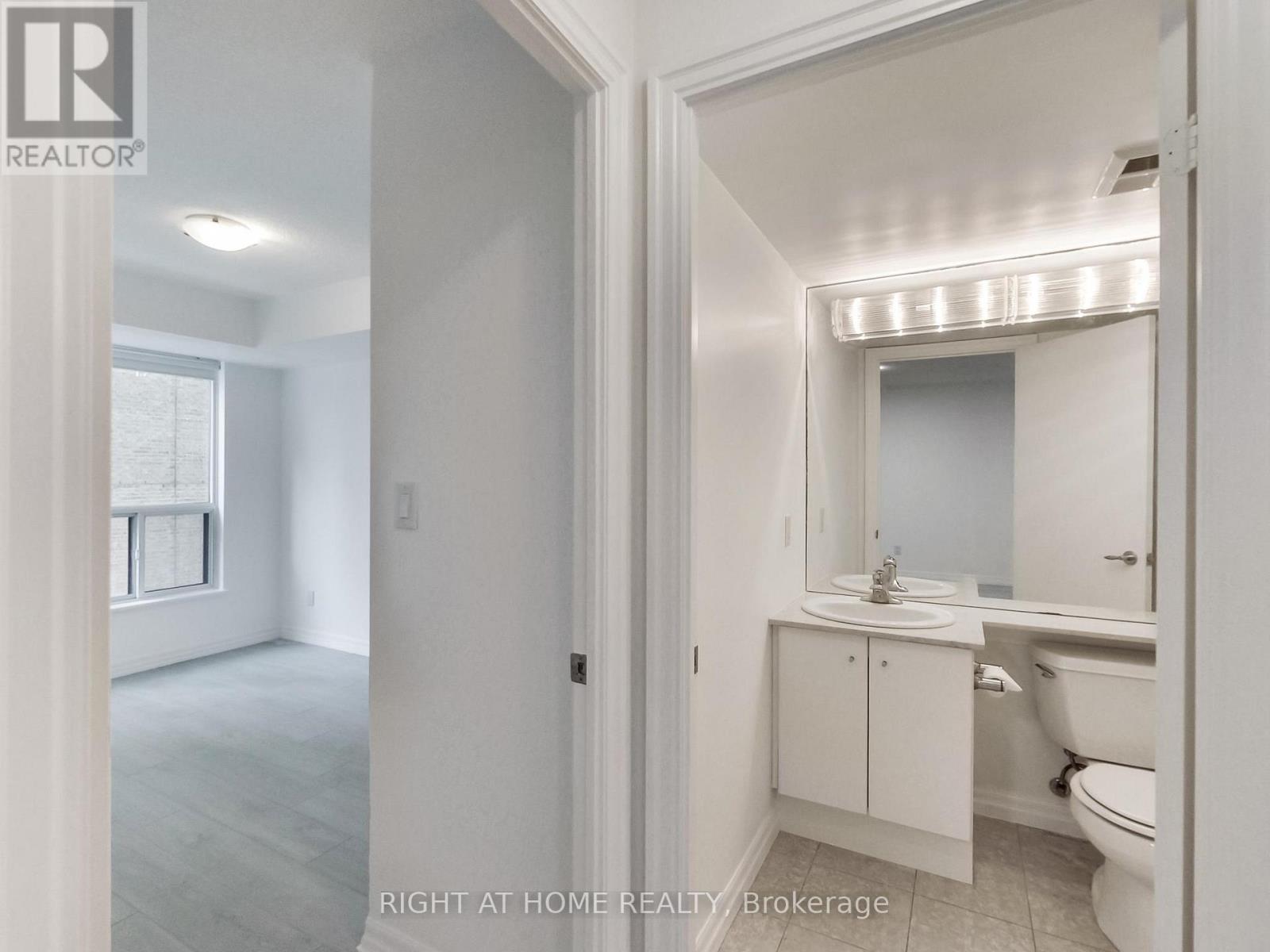 711 - 300 Bloor Street E, Toronto, Ontario  M4W 3Y2 - Photo 24 - C12779962