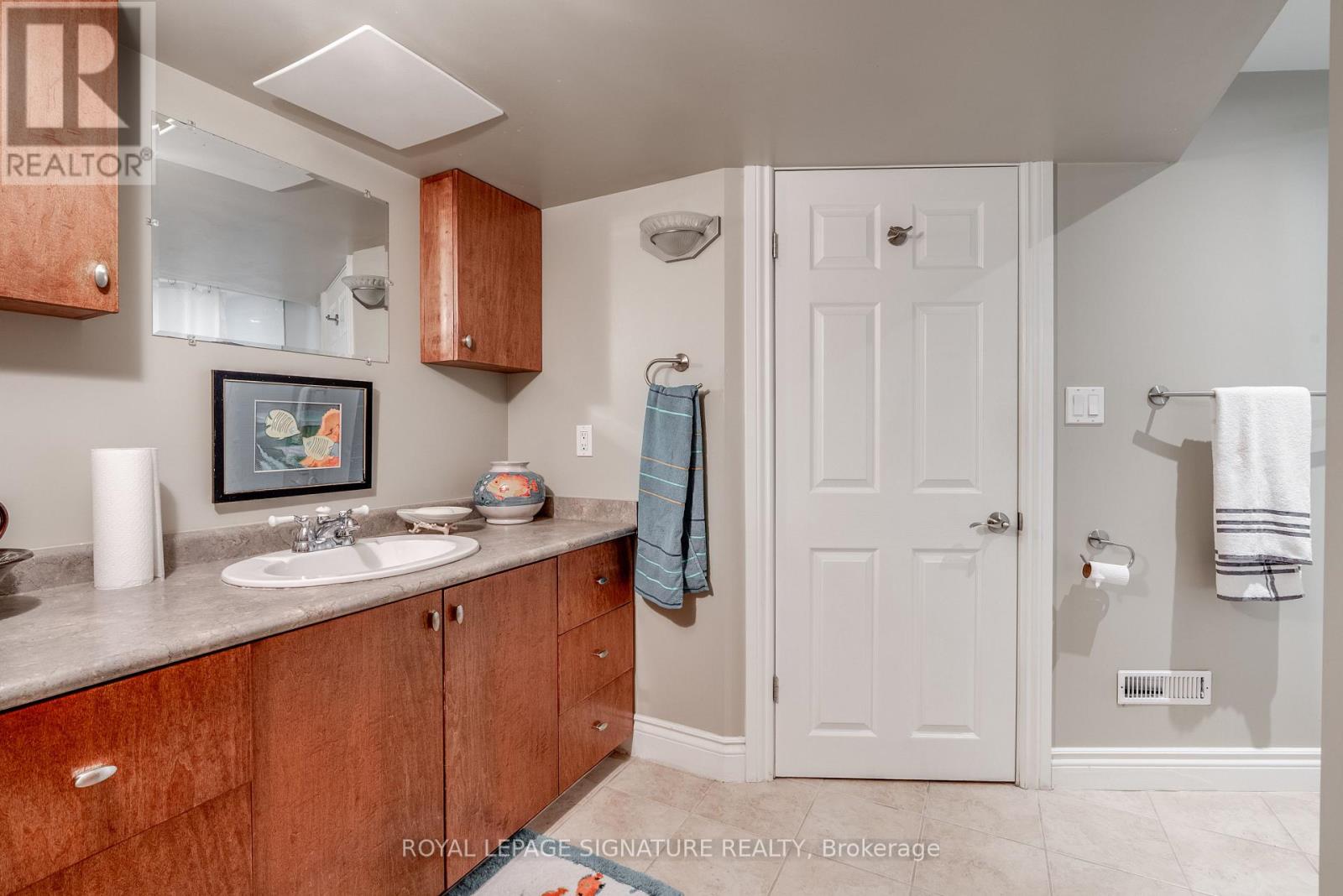 Lower - 20 Stonemanse Court, Toronto, Ontario  M1G 3V3 - Photo 24 - E12779740