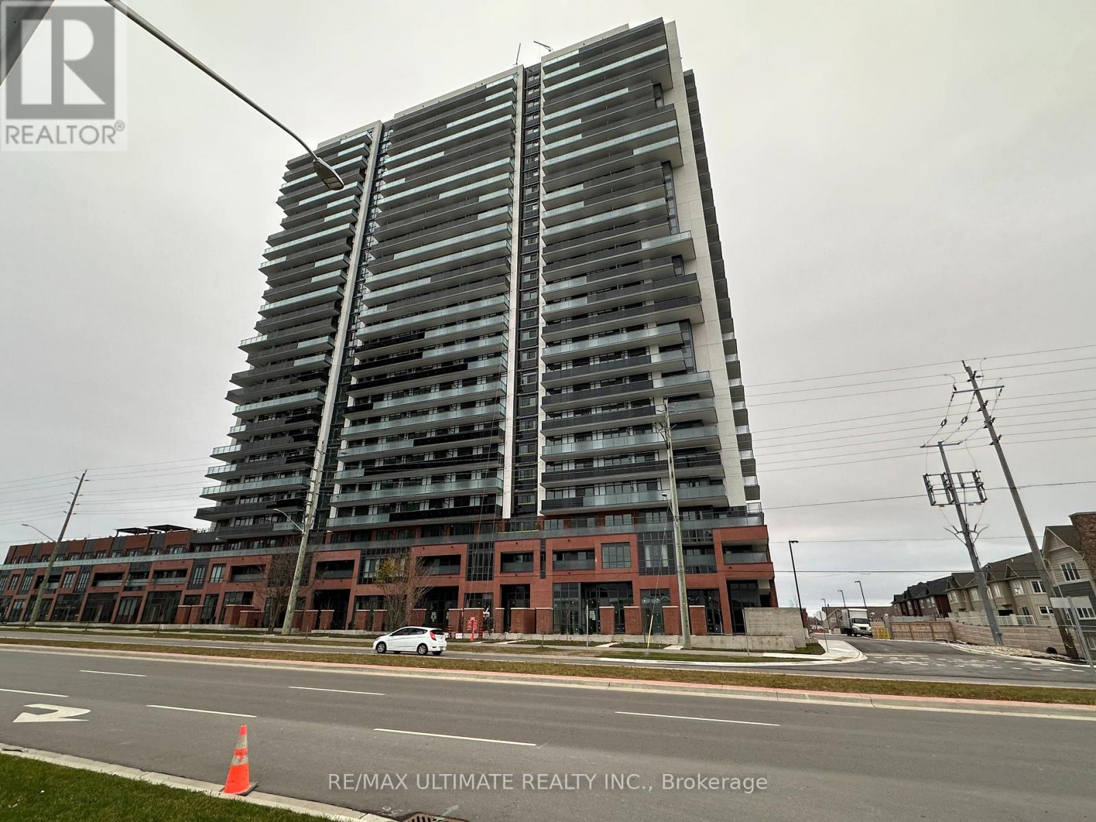 409 - 2545 SIMCOE STREET N, Oshawa, Ontario