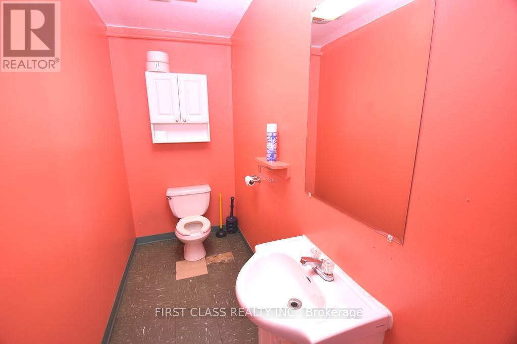 2 - 3 Carlaw Avenue, Toronto, Ontario  M4M 2R6 - Photo 16 - E12779934