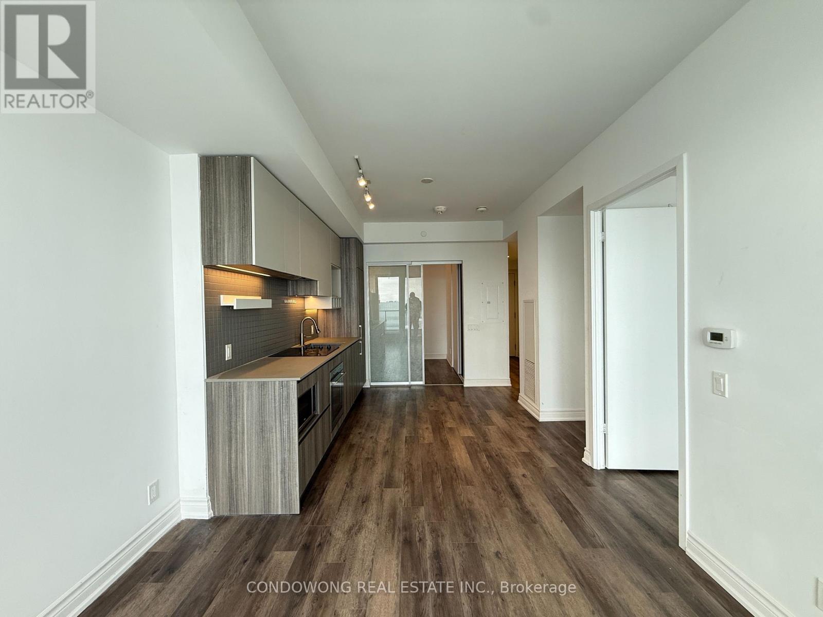 2606 - 5 Buttermill Avenue, Vaughan, Ontario  L4K 0J5 - Photo 4 - N12779778