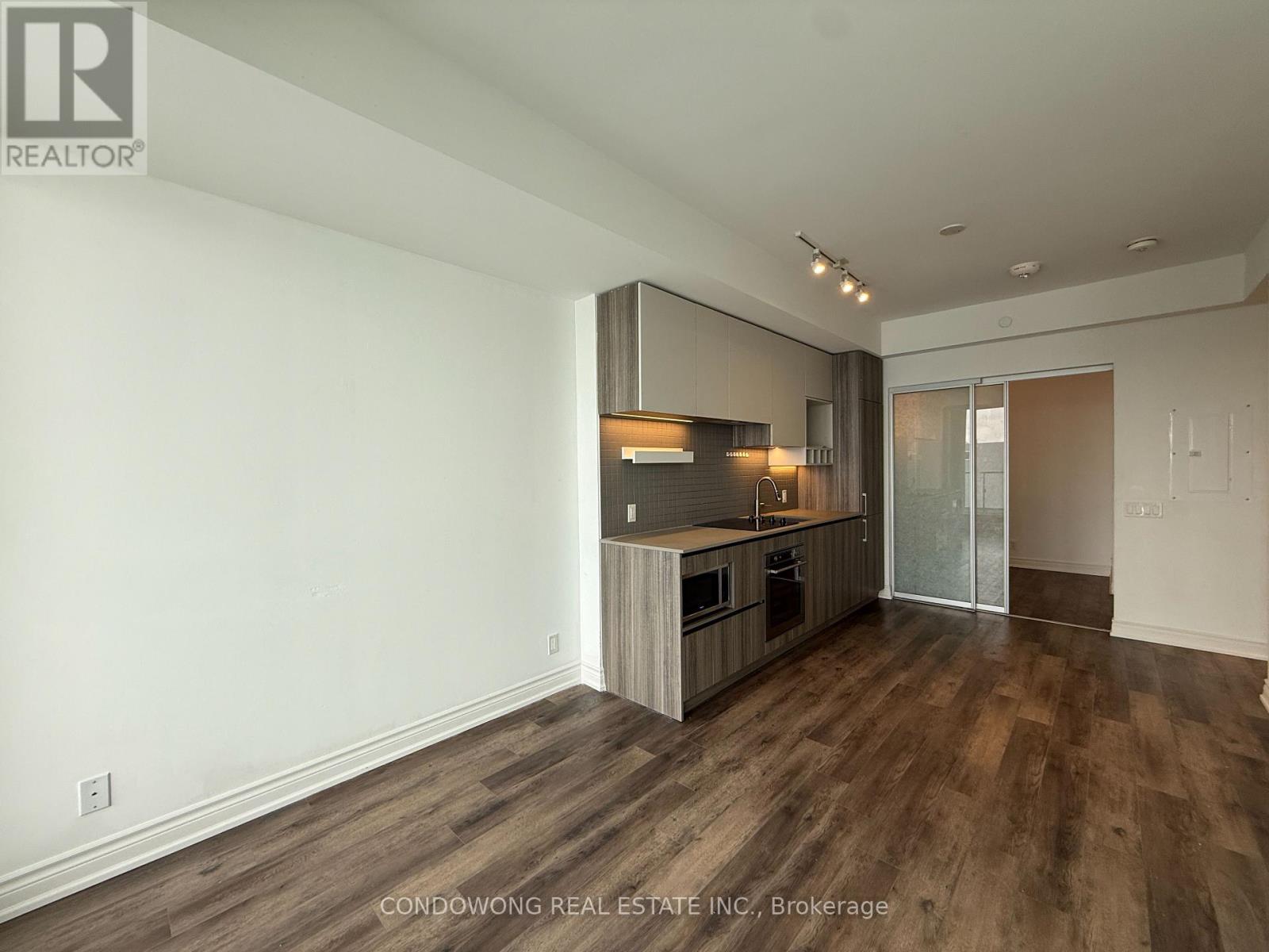 2606 - 5 Buttermill Avenue, Vaughan, Ontario  L4K 0J5 - Photo 5 - N12779778