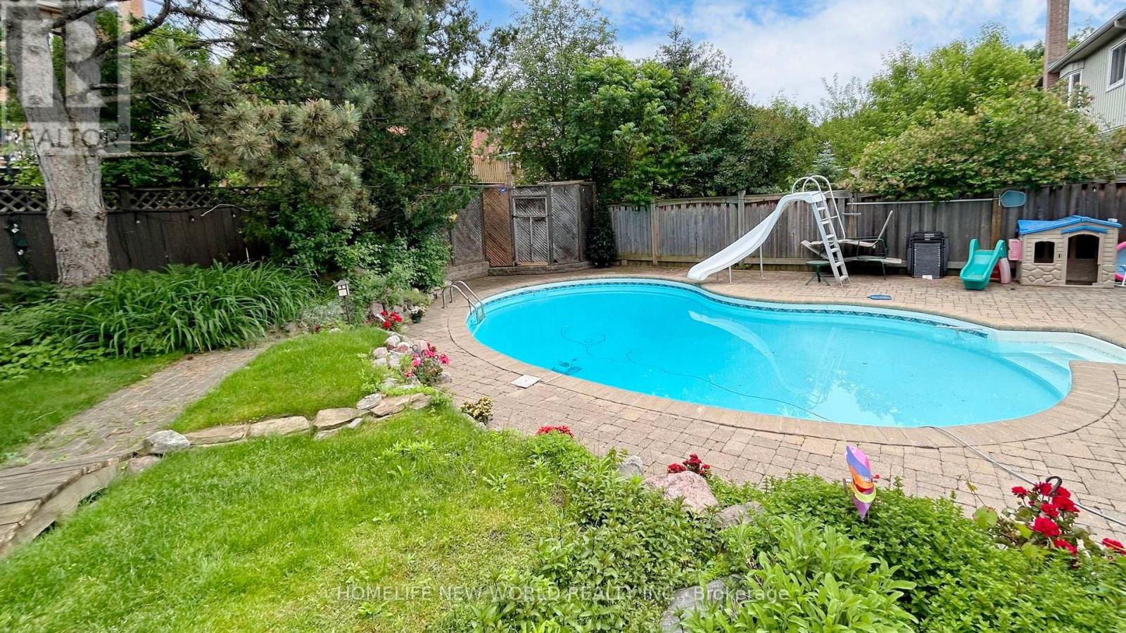 33 Beatty Crescent, Aurora, Ontario  L4G 5V3 - Photo 38 - N12779806