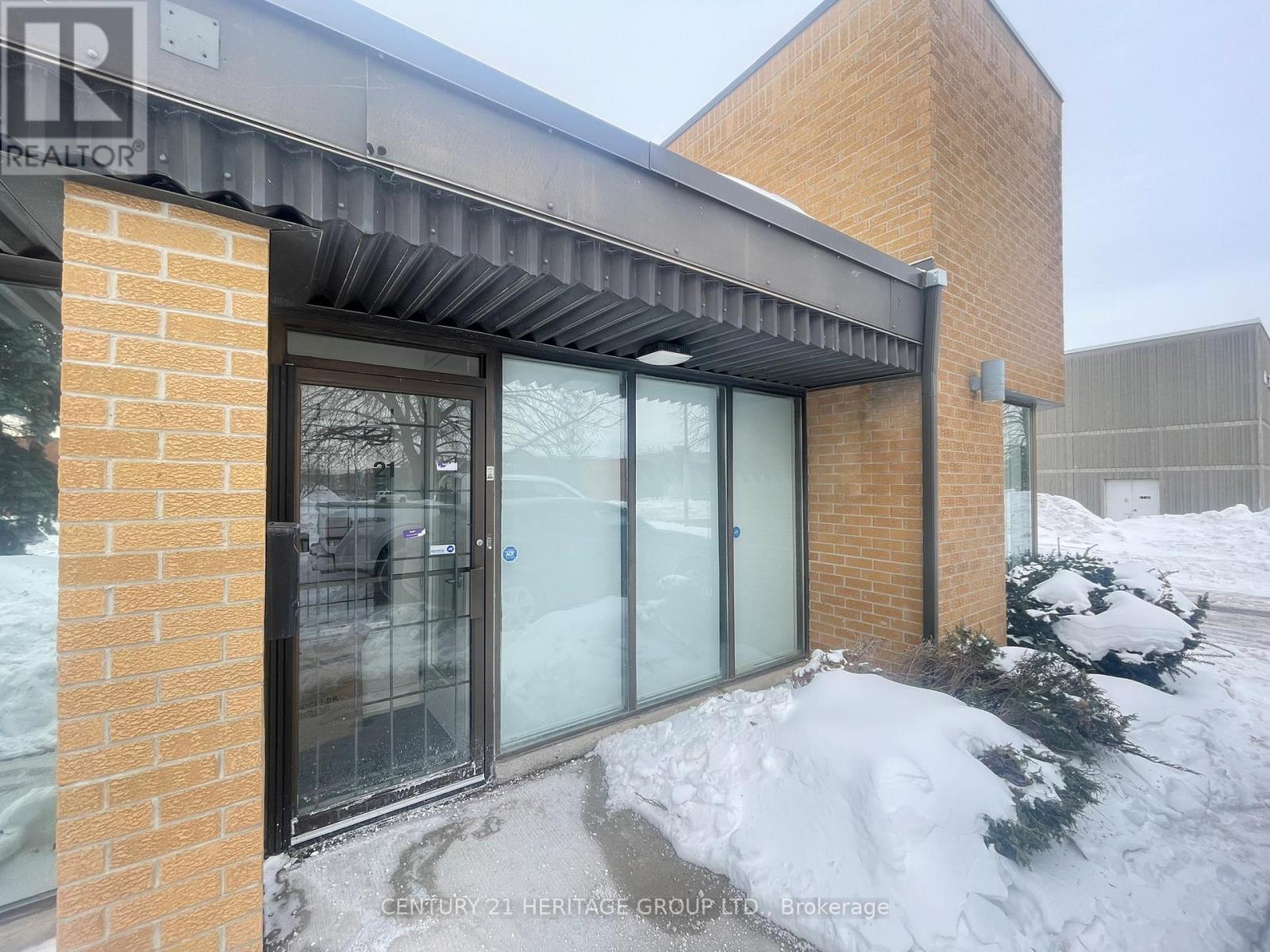 21 - 95 West Beaver Creek Road, Richmond Hill, Ontario  L4B 1H8 - Photo 2 - N12779838