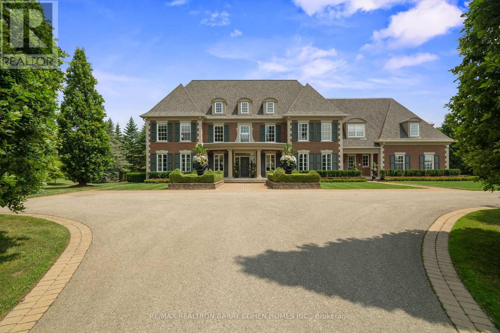 91 Fairfield Drive, King, Ontario  L7B 1L9 - Photo 2 - N12779844