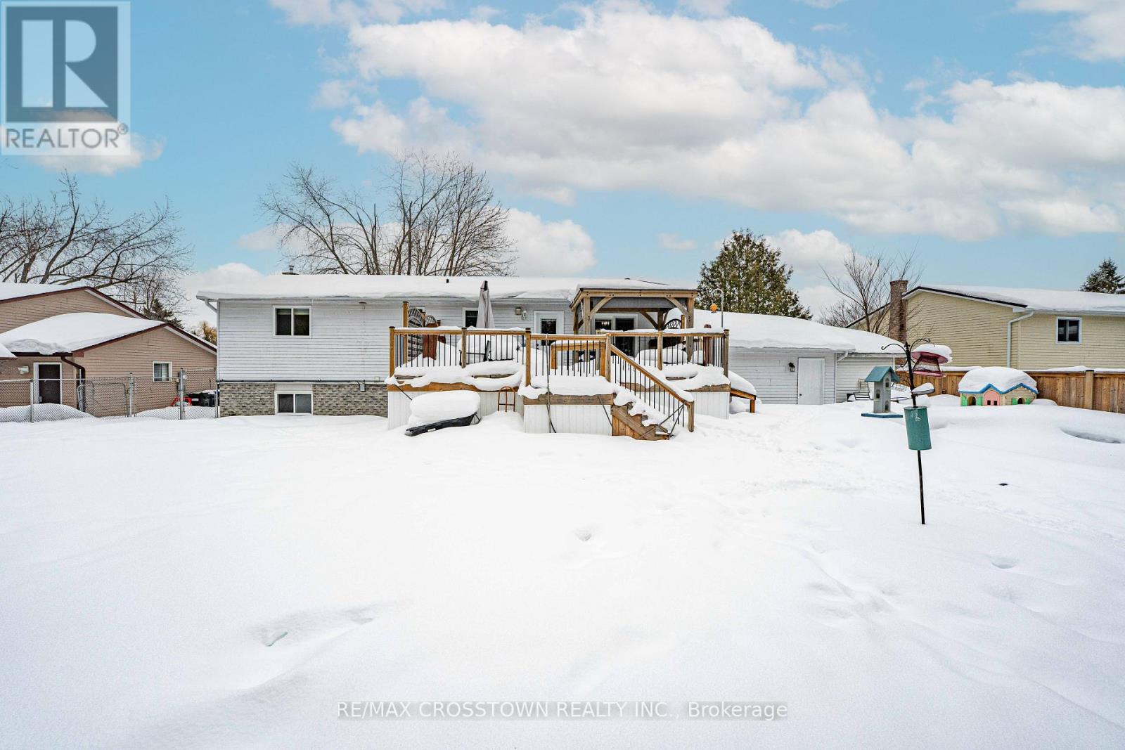 226 Thornton Avenue, Essa, Ontario  L0L 2N0 - Photo 35 - N12779886