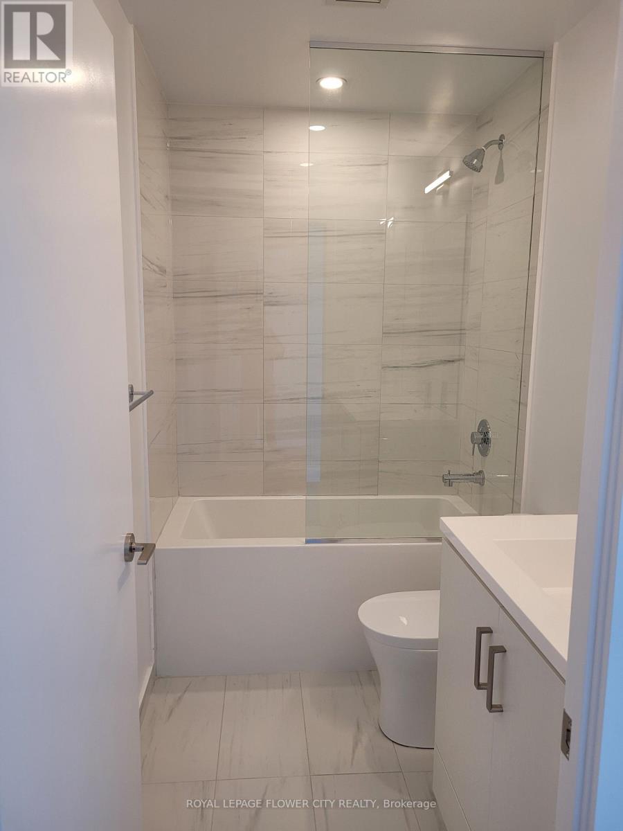 1517 - 38 Honeycrisp Crescent, Vaughan, Ontario L4K 0M8 - Photo 9 - N12779966