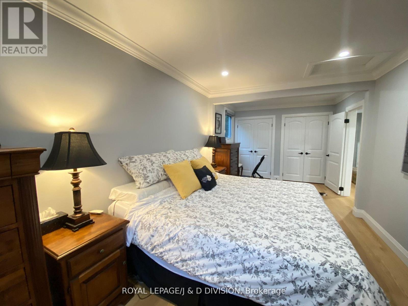 4276 Plum Point Road, Ramara, Ontario  L3V 6H7 - Photo 12 - S12779748