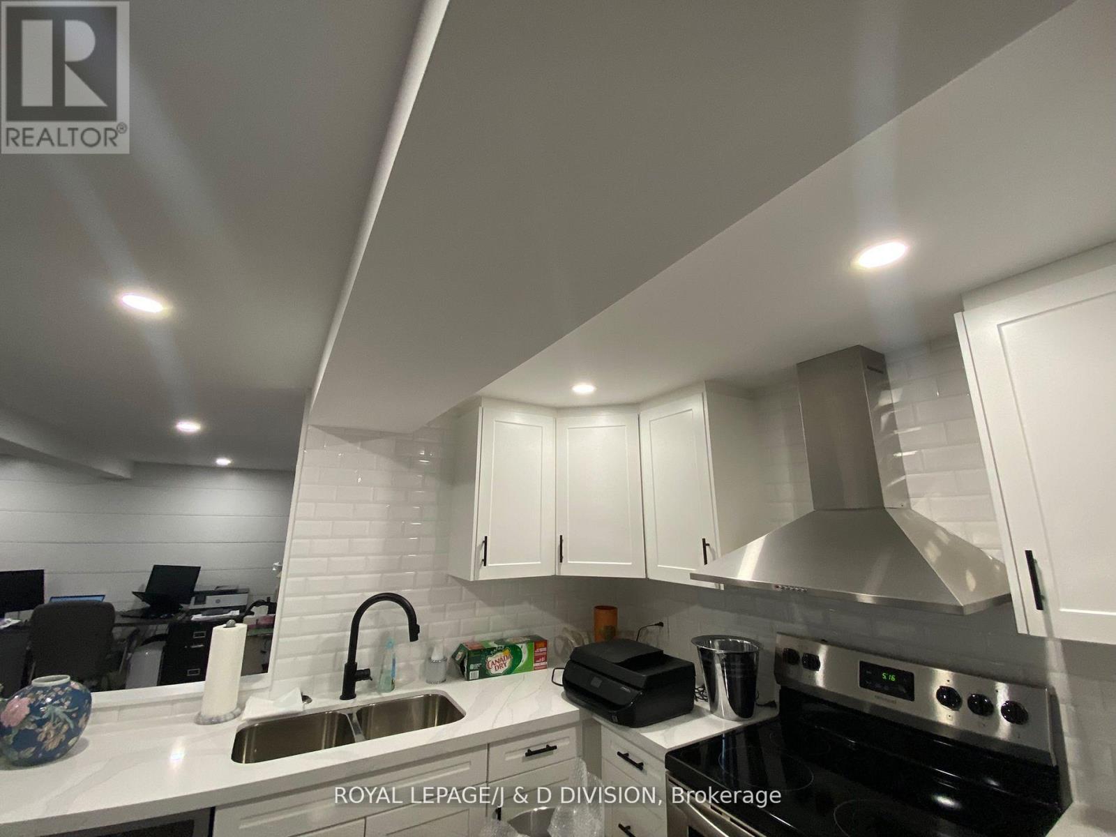 4276 Plum Point Road, Ramara, Ontario  L3V 6H7 - Photo 21 - S12779748