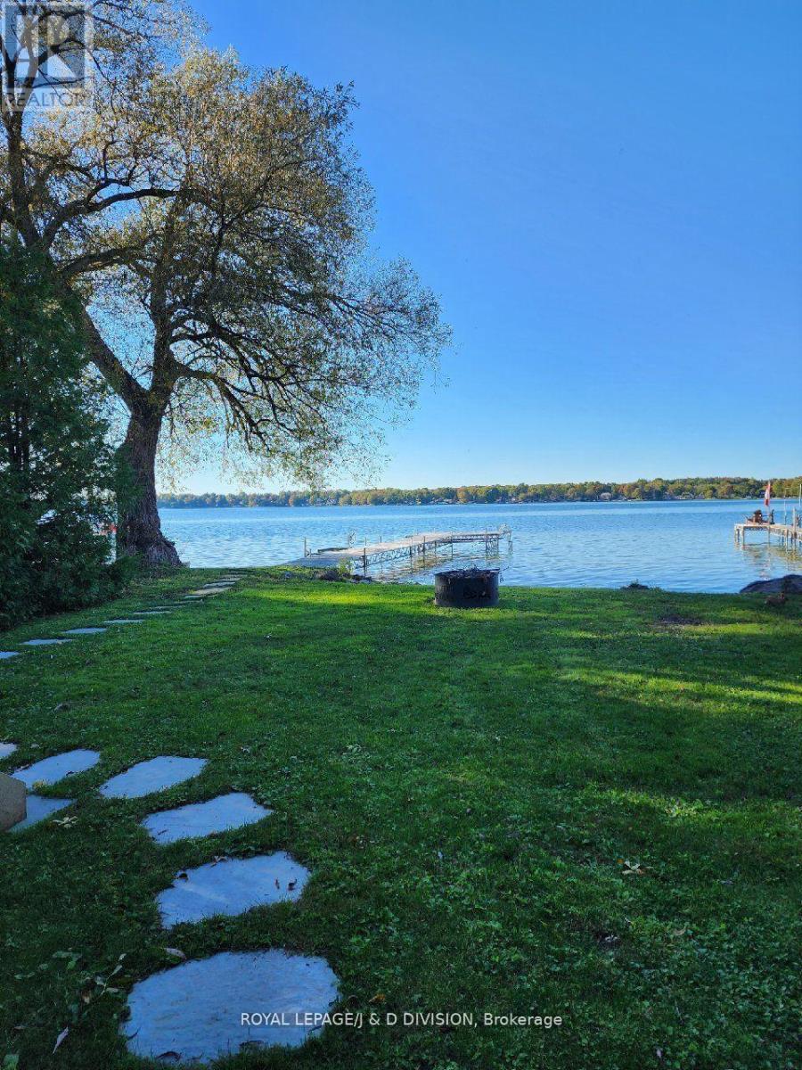 4276 Plum Point Road, Ramara, Ontario  L3V 6H7 - Photo 4 - S12779748