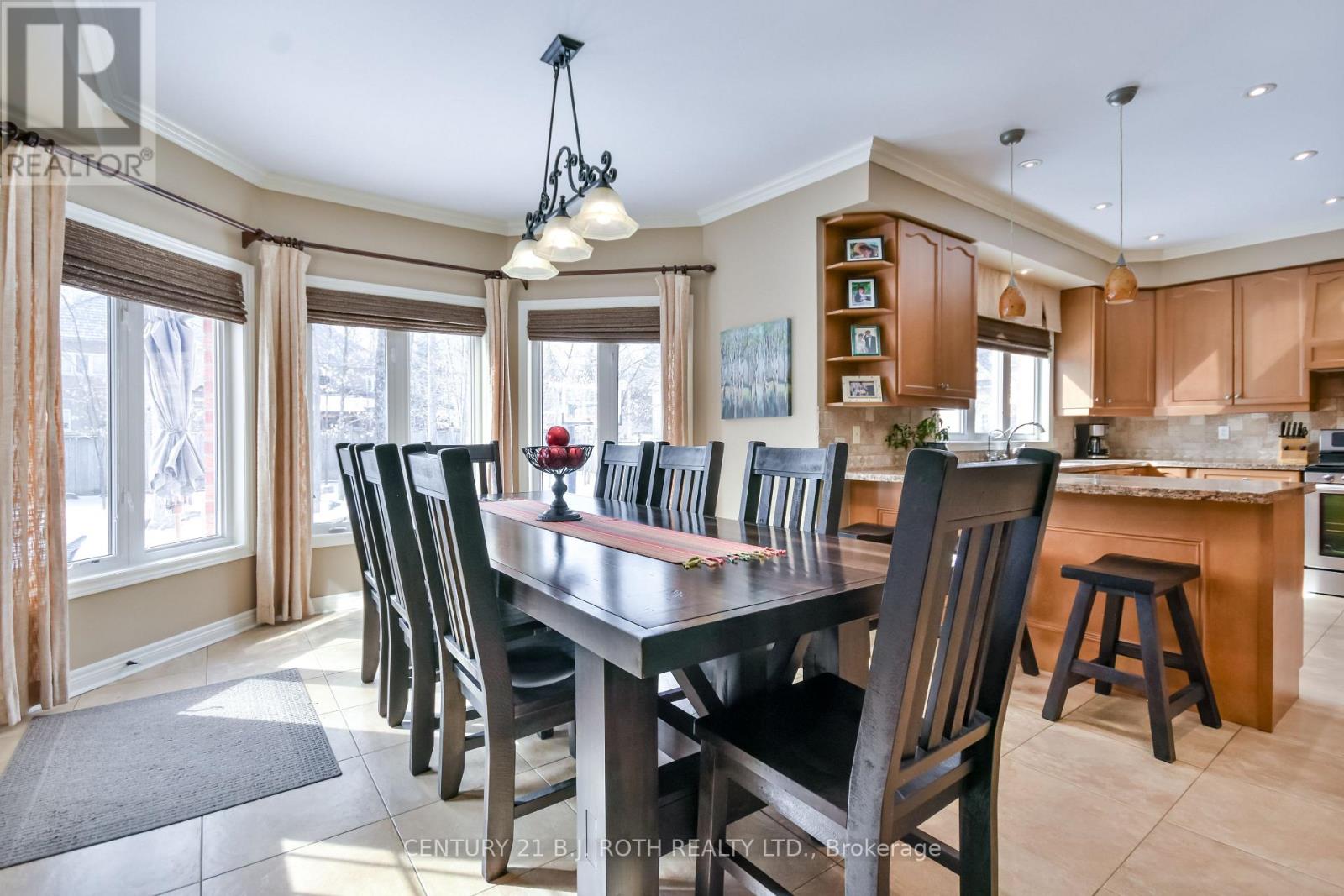 38 Camelot Square, Barrie (Innis-Shore), Ontario  L4M 0C3 - Photo 13 - S12779916