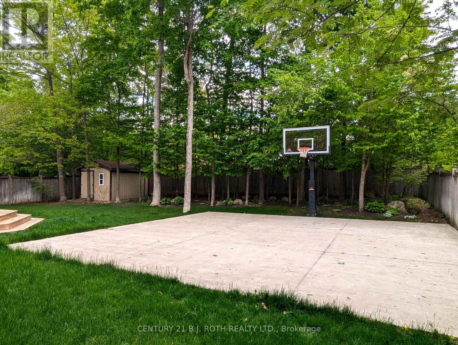 38 Camelot Square, Barrie (Innis-Shore), Ontario  L4M 0C3 - Photo 38 - S12779916