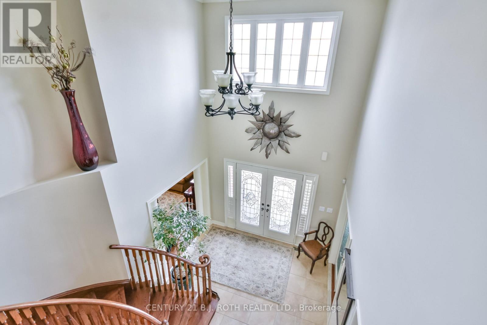 38 Camelot Square, Barrie (Innis-Shore), Ontario  L4M 0C3 - Photo 6 - S12779916