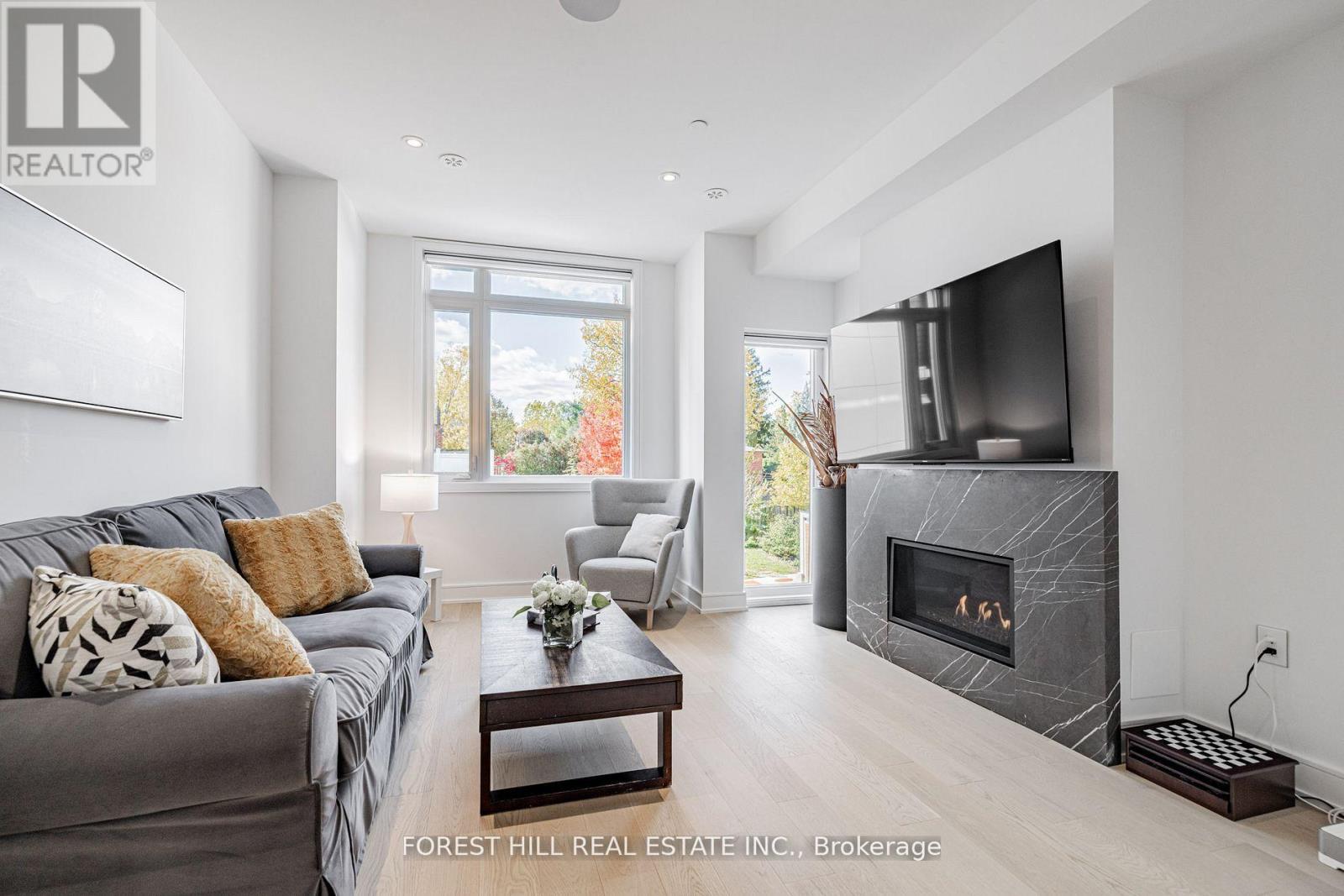 7 Flax Field Lane, Toronto, Ontario  M2N 0L5 - Photo 11 - C12777028