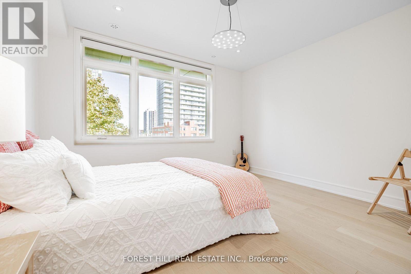 7 Flax Field Lane, Toronto, Ontario  M2N 0L5 - Photo 22 - C12777028