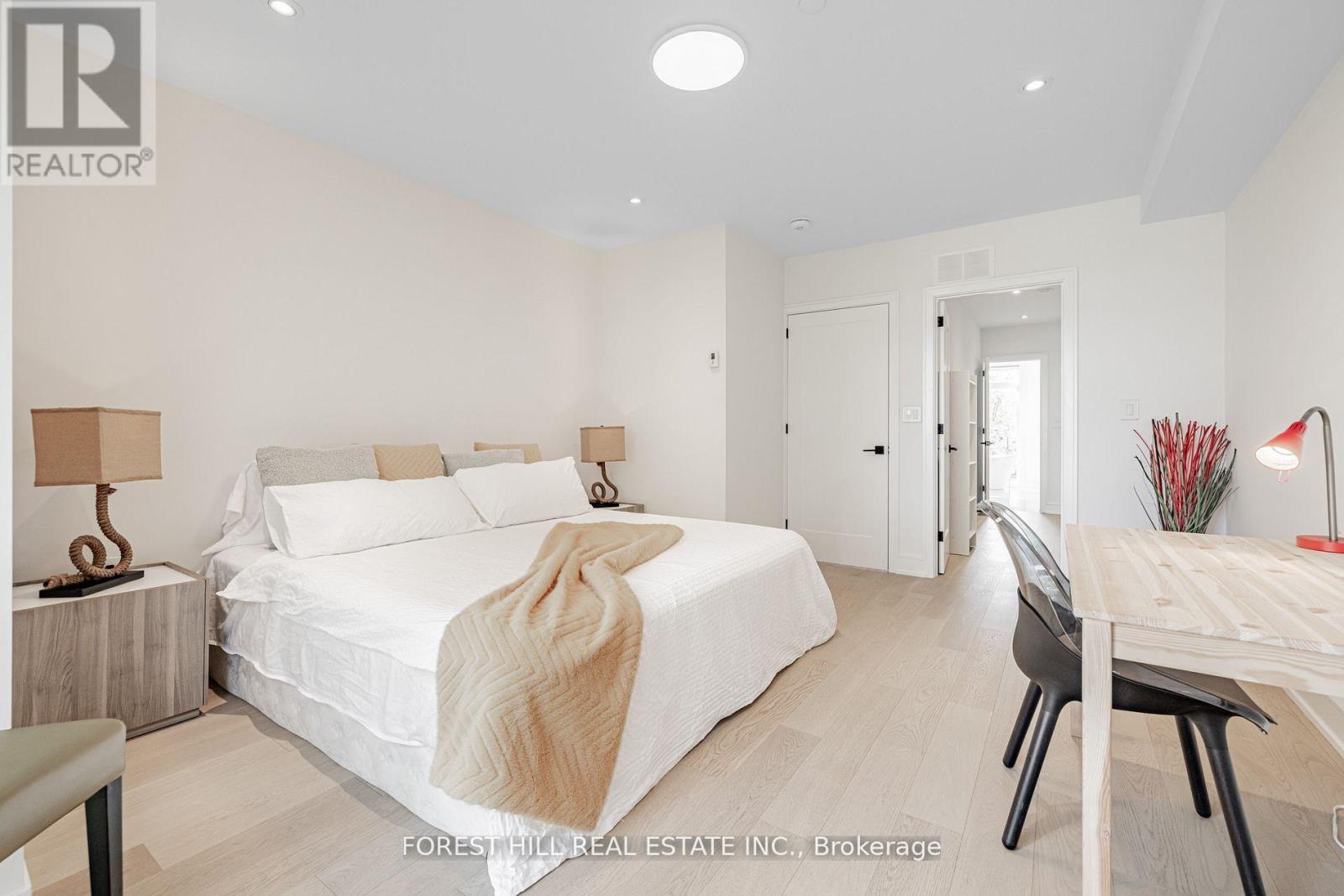 7 Flax Field Lane, Toronto, Ontario  M2N 0L5 - Photo 15 - C12777028