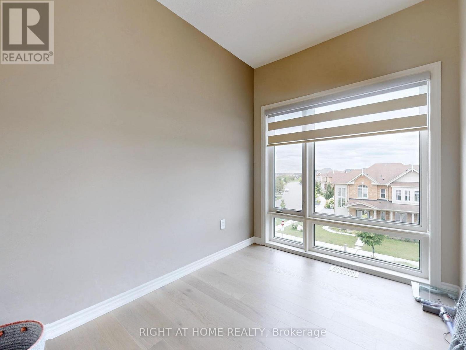 279 Moody Drive, Vaughan, Ontario  L4H 3N5 - Photo 23 - N12446726