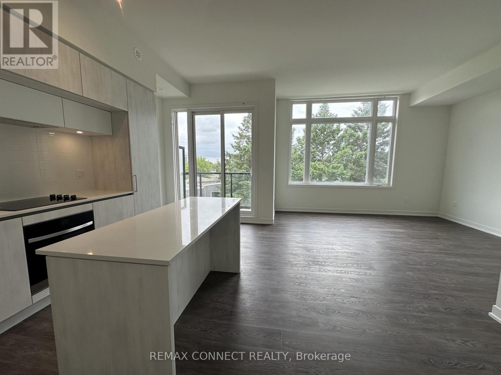 1518 - 11 David Eyer Road, Richmond Hill, Ontario  L4S 0N2 - Photo 4 - N12712580