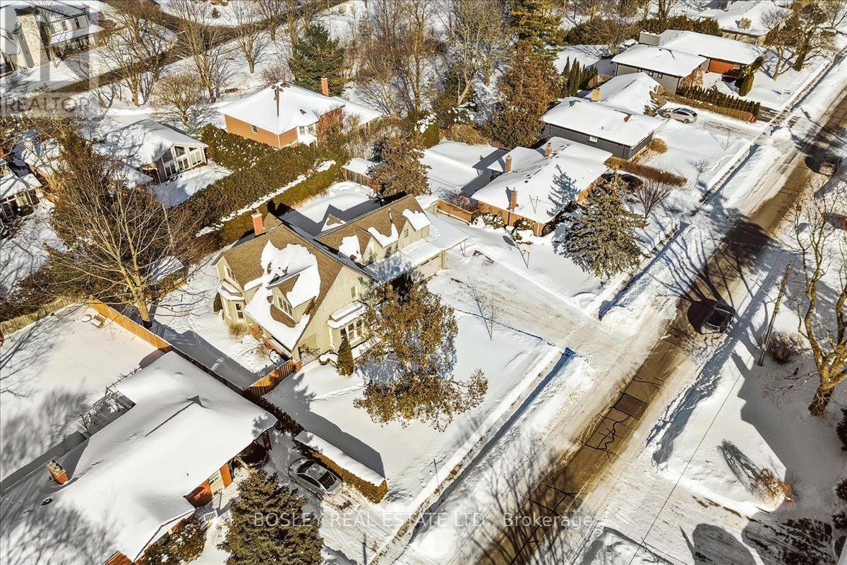 42 Royal Road, Aurora, Ontario  L4G 1A9 - Photo 43 - N12778326