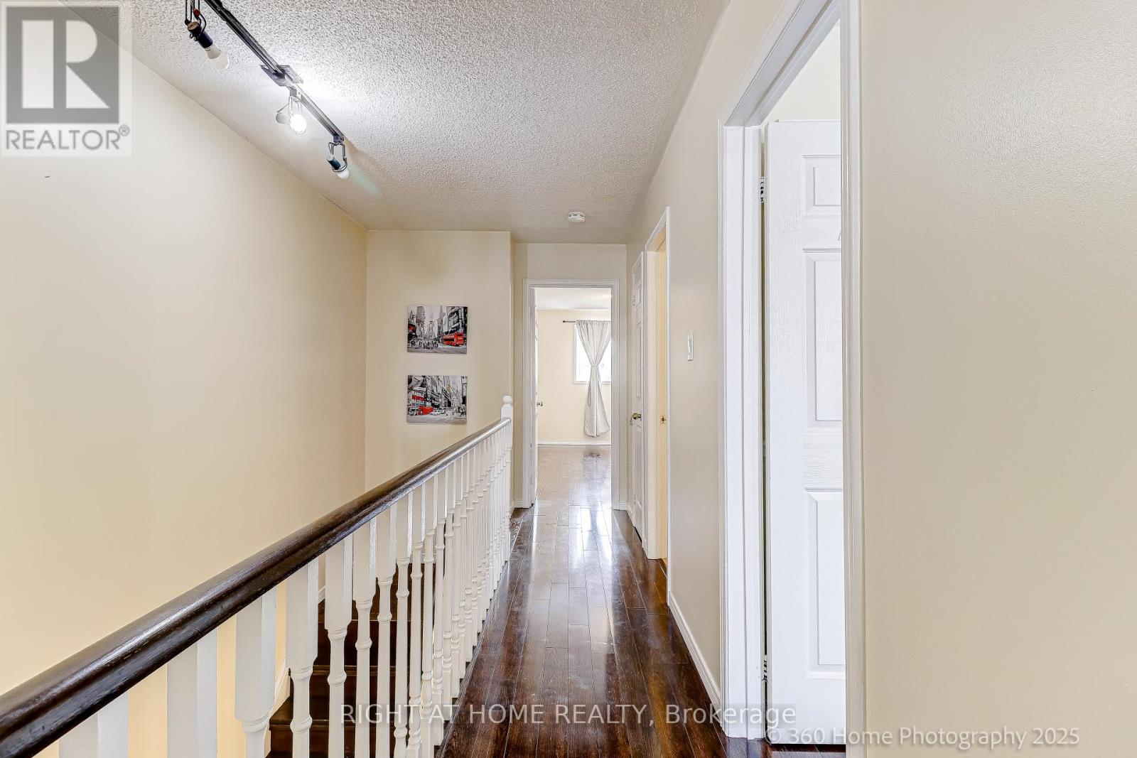 5502 Cosmic Crescent, Mississauga, Ontario  L4Z 3R9 - Photo 23 - W12773844