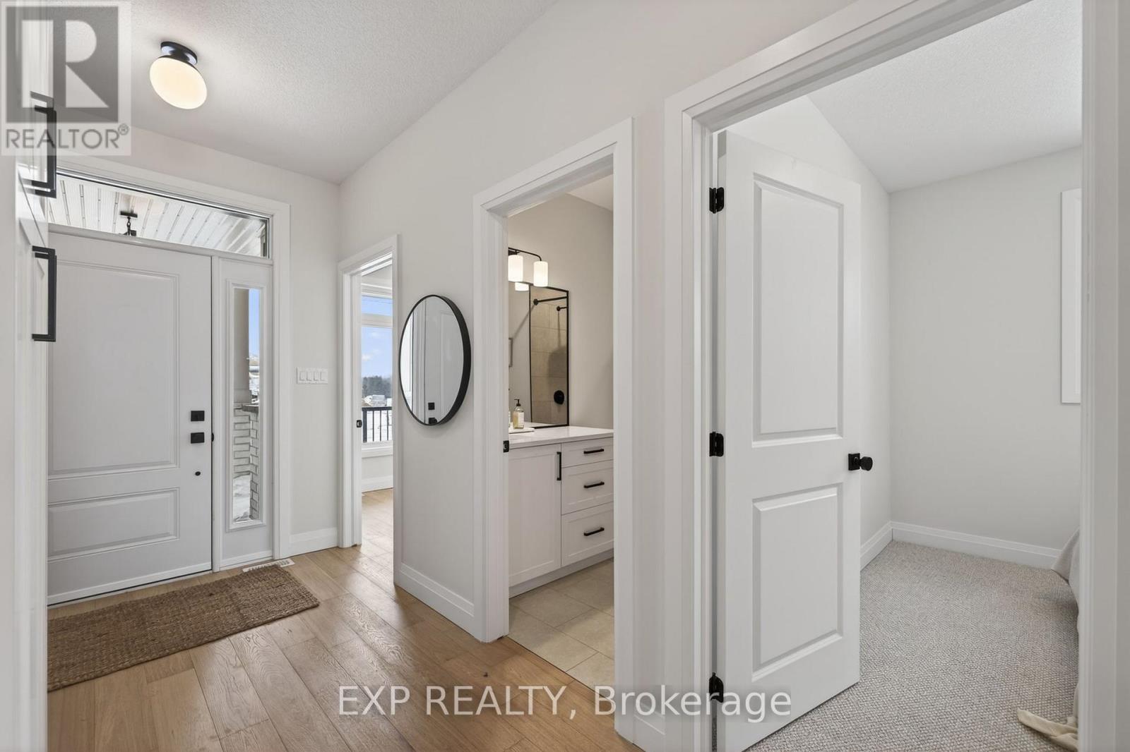 4 Sullivan Street, South Huron, Ontario  N0M 1T0 - Photo 8 - X12730410