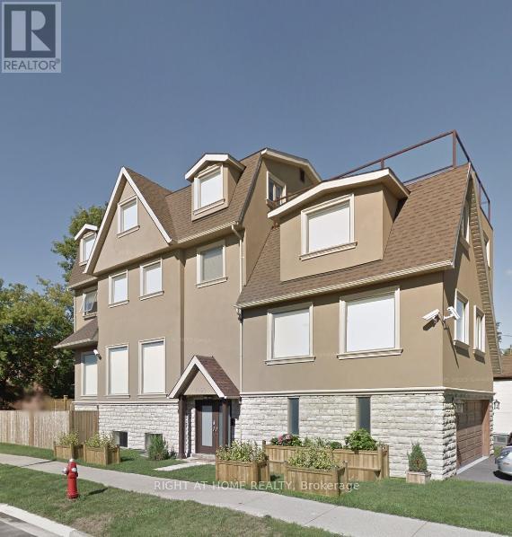 1090 WESTMOUNT AVENUE, Mississauga, Ontario