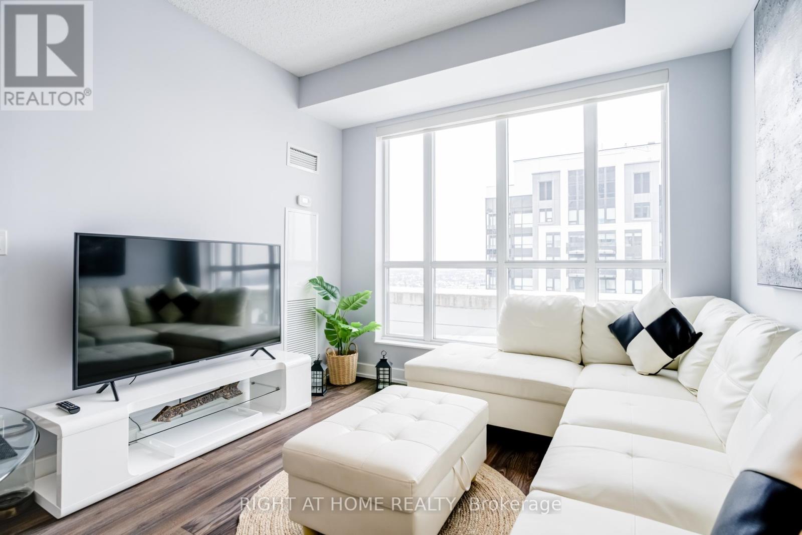 2623 - 2 Eva Road, Toronto, Ontario  M9C 0A9 - Photo 14 - W12779850