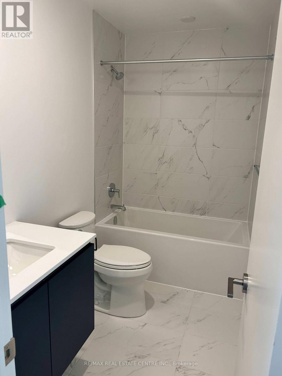 3020 Trailside Dr Drive Ne, Oakville, Ontario  L6M 4M2 - Photo 8 - W12779860