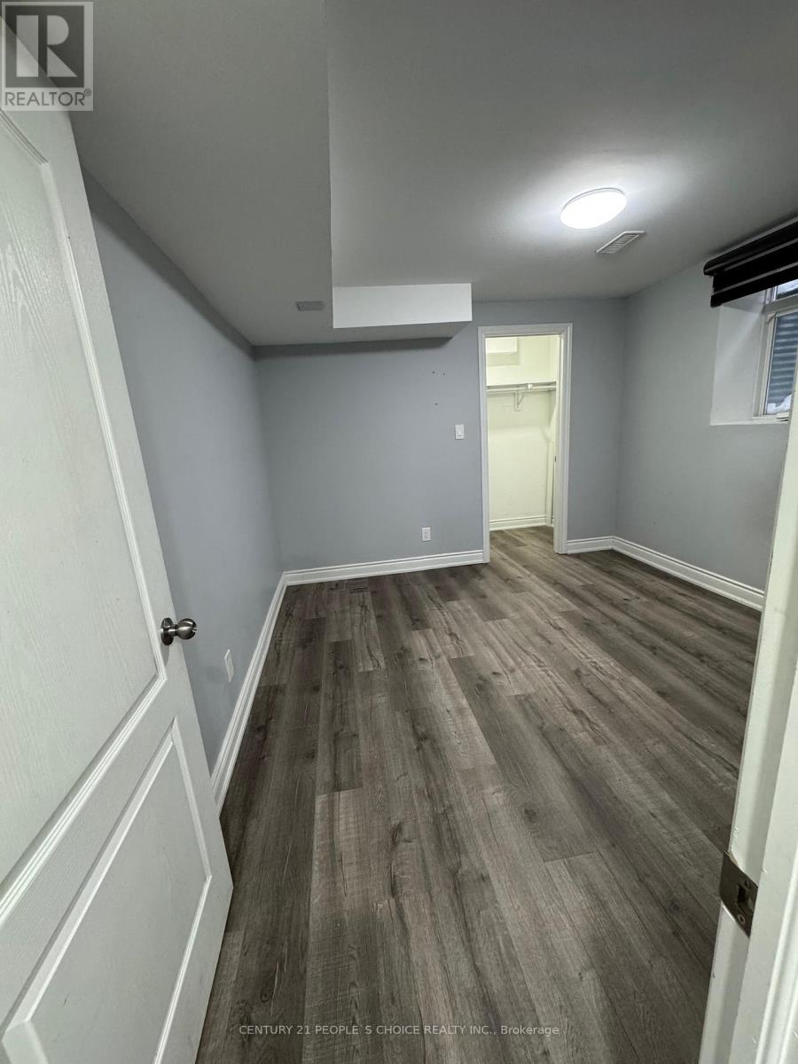 Bsmt - 9 Facet Street, Brampton, Ontario  L7A 4K7 - Photo 12 - W12779876