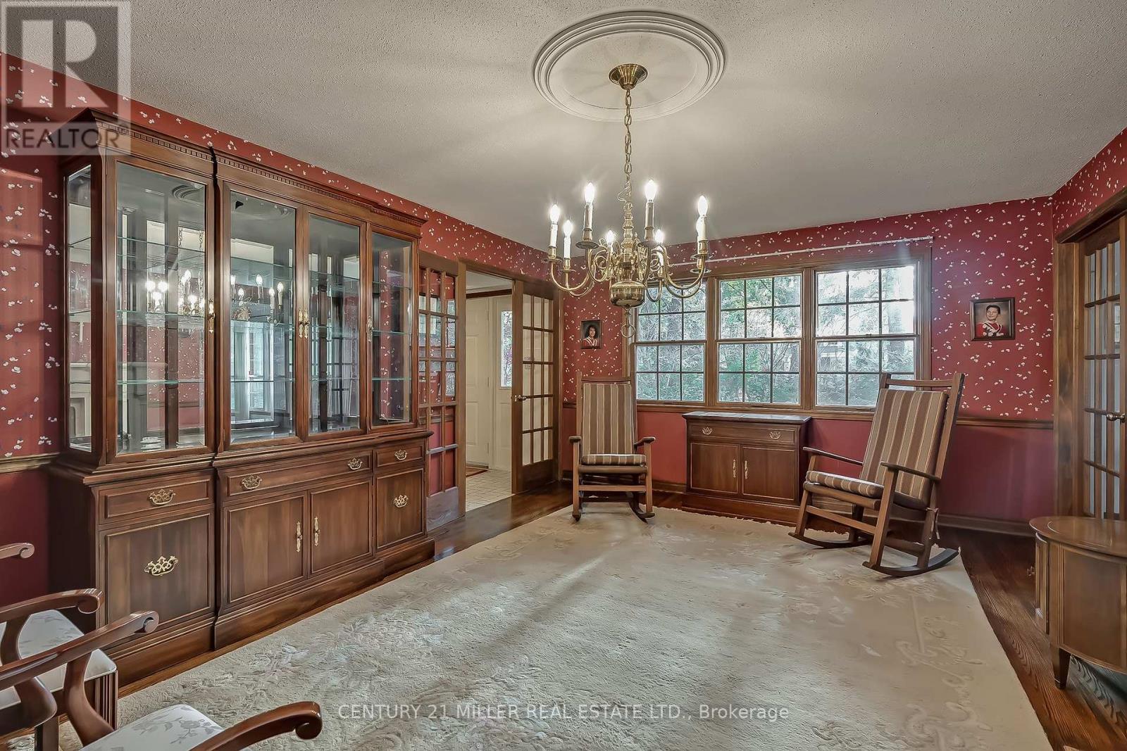 1296 Cumnock Crescent, Oakville, Ontario  L6J 2N7 - Photo 12 - W12779900